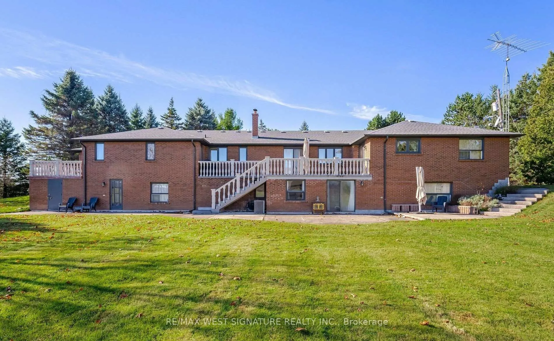 13485 8th Concession