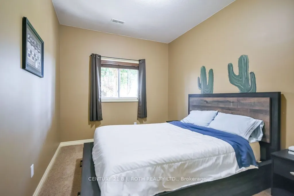 21 Armeda Clow Crescent
