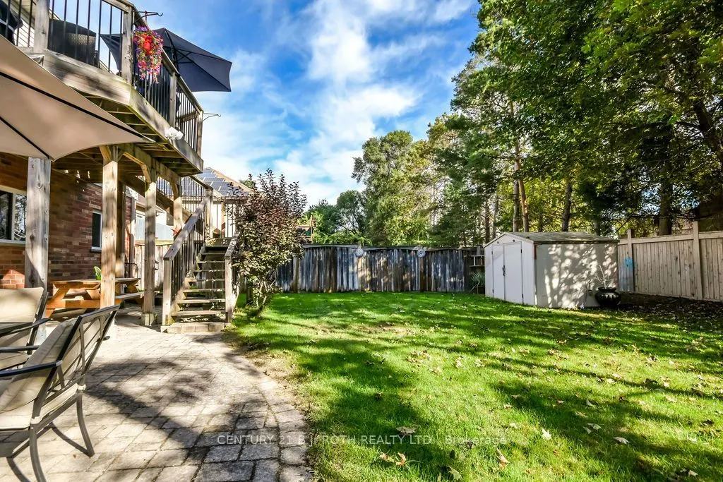 21 Armeda Clow Crescent