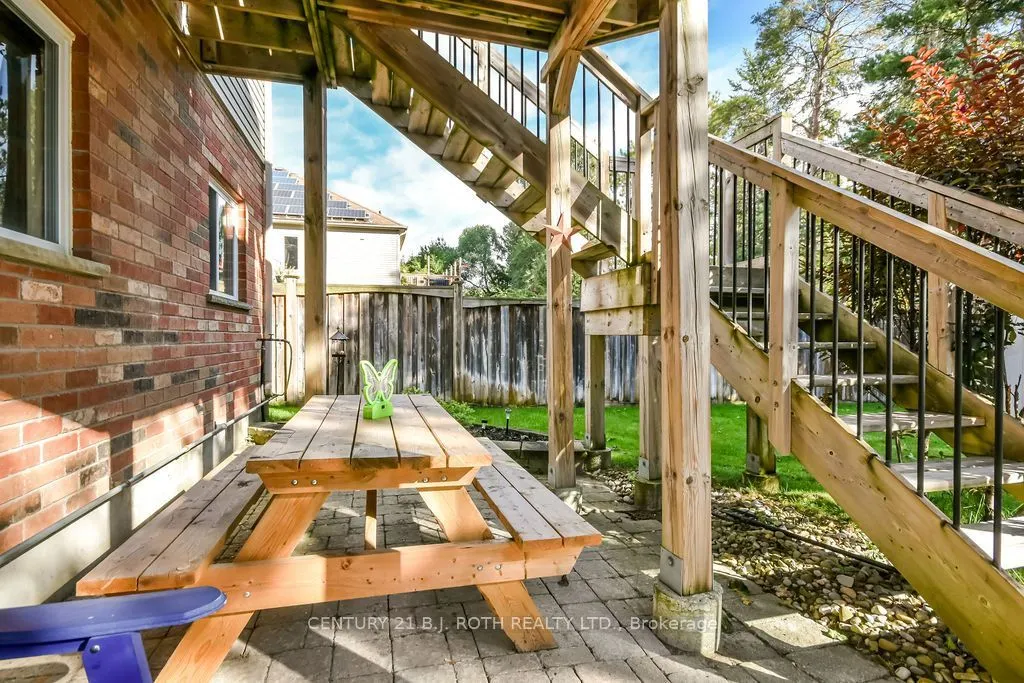 21 Armeda Clow Crescent