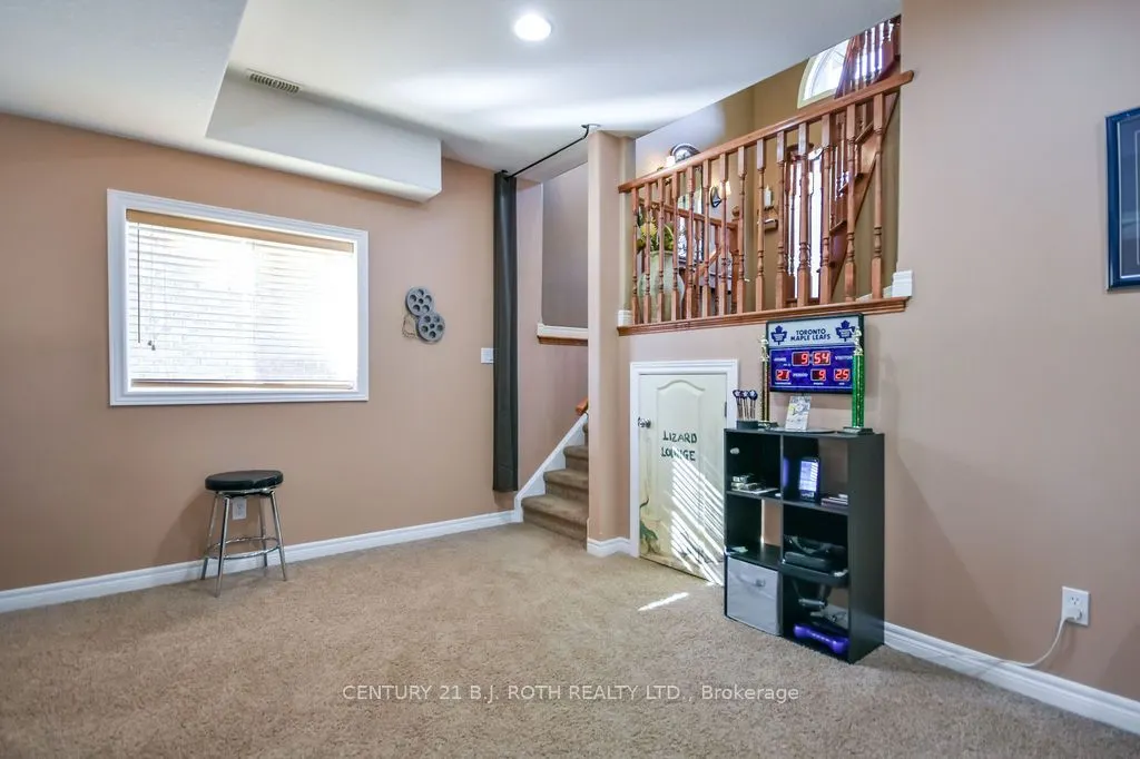 21 Armeda Clow Crescent