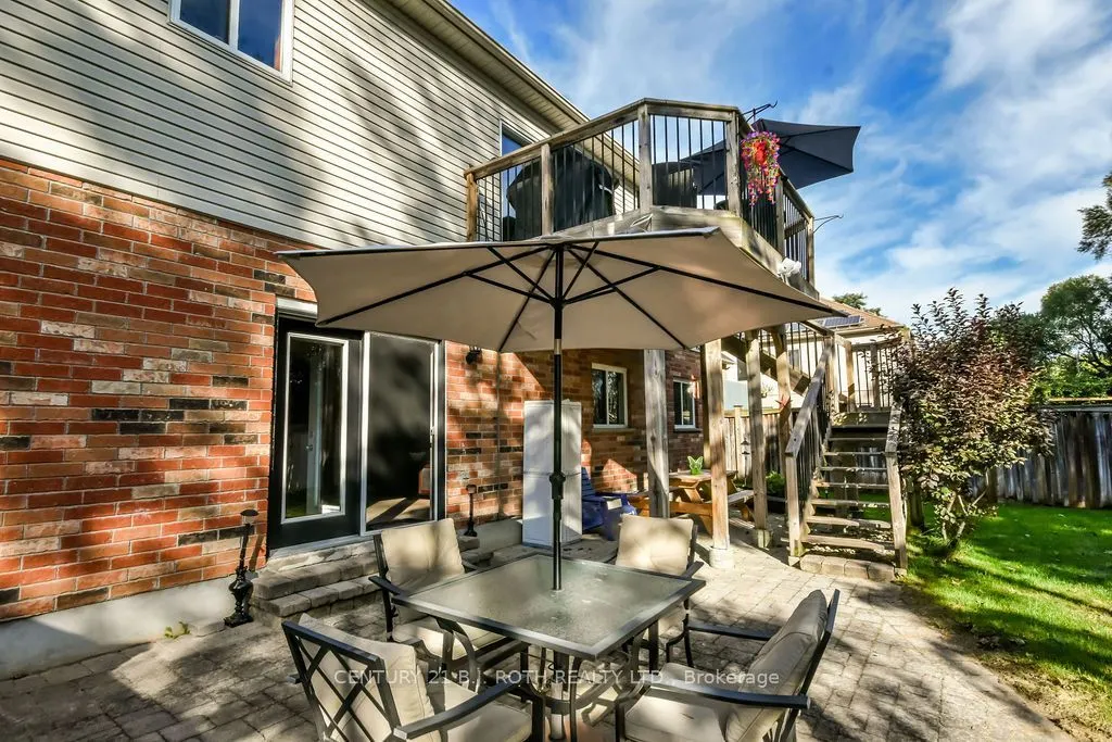 21 Armeda Clow Crescent
