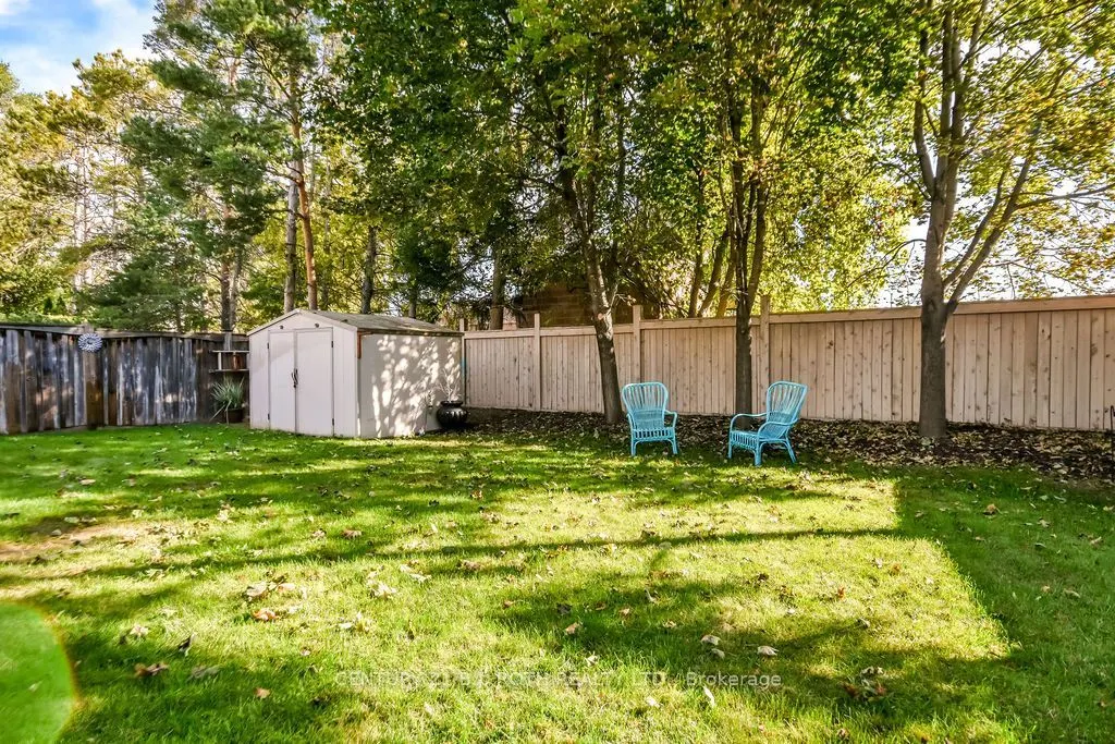 21 Armeda Clow Crescent