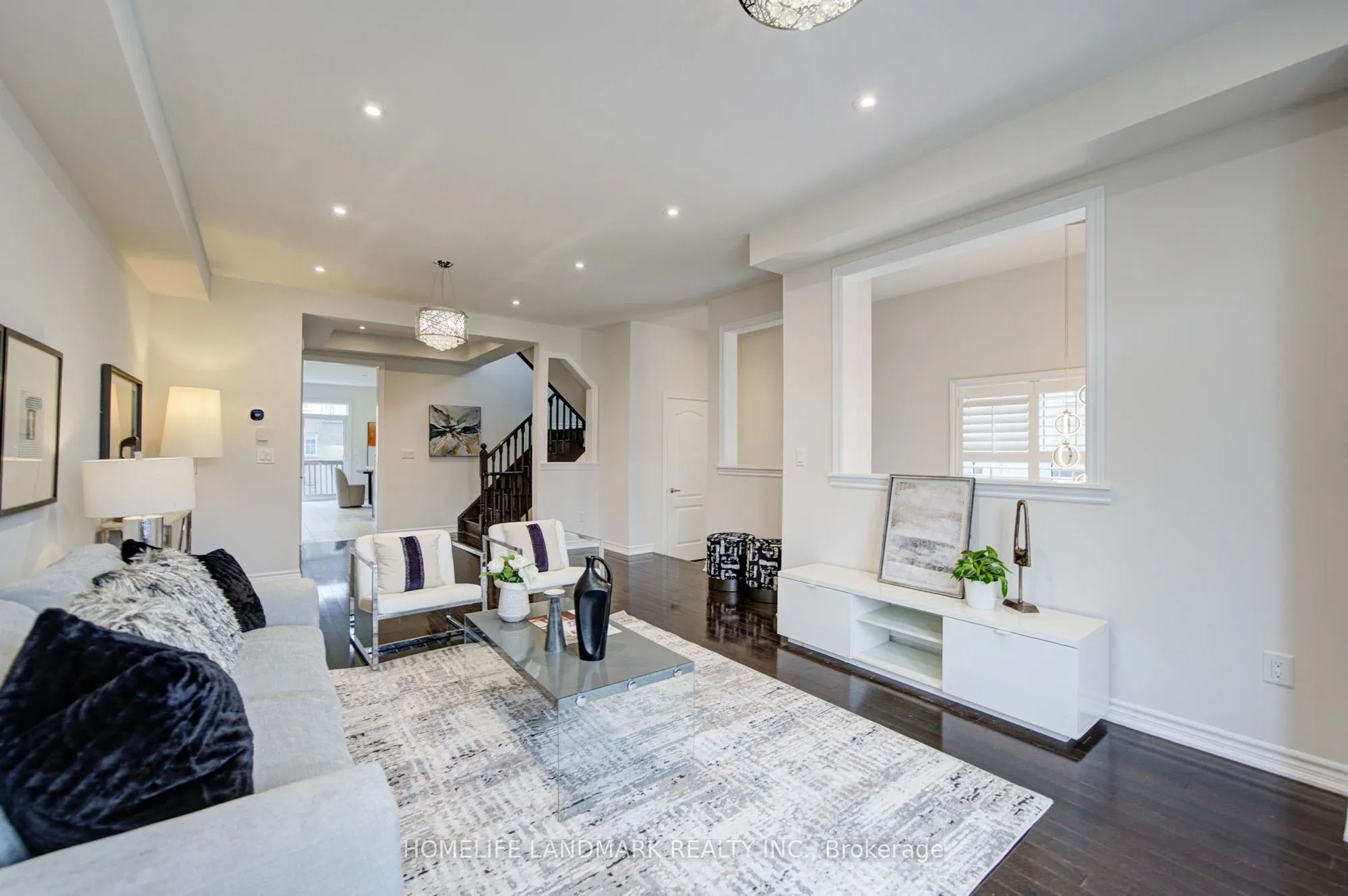 17 Etherington Way