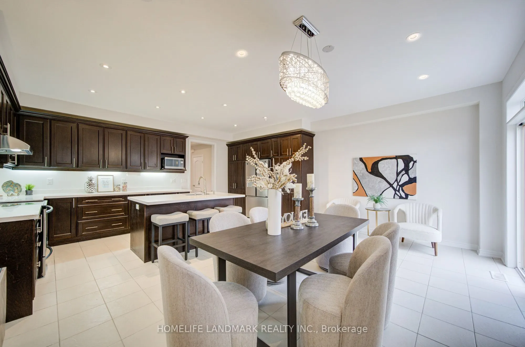 17 Etherington Way