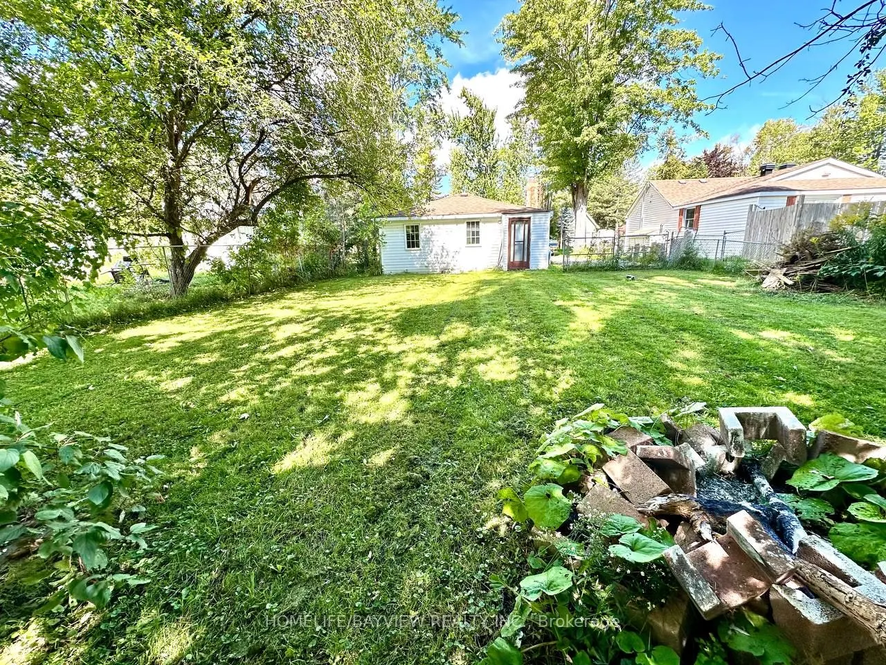 1119 Poplar Drive