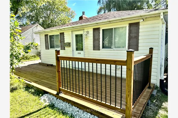 1119 Poplar Drive