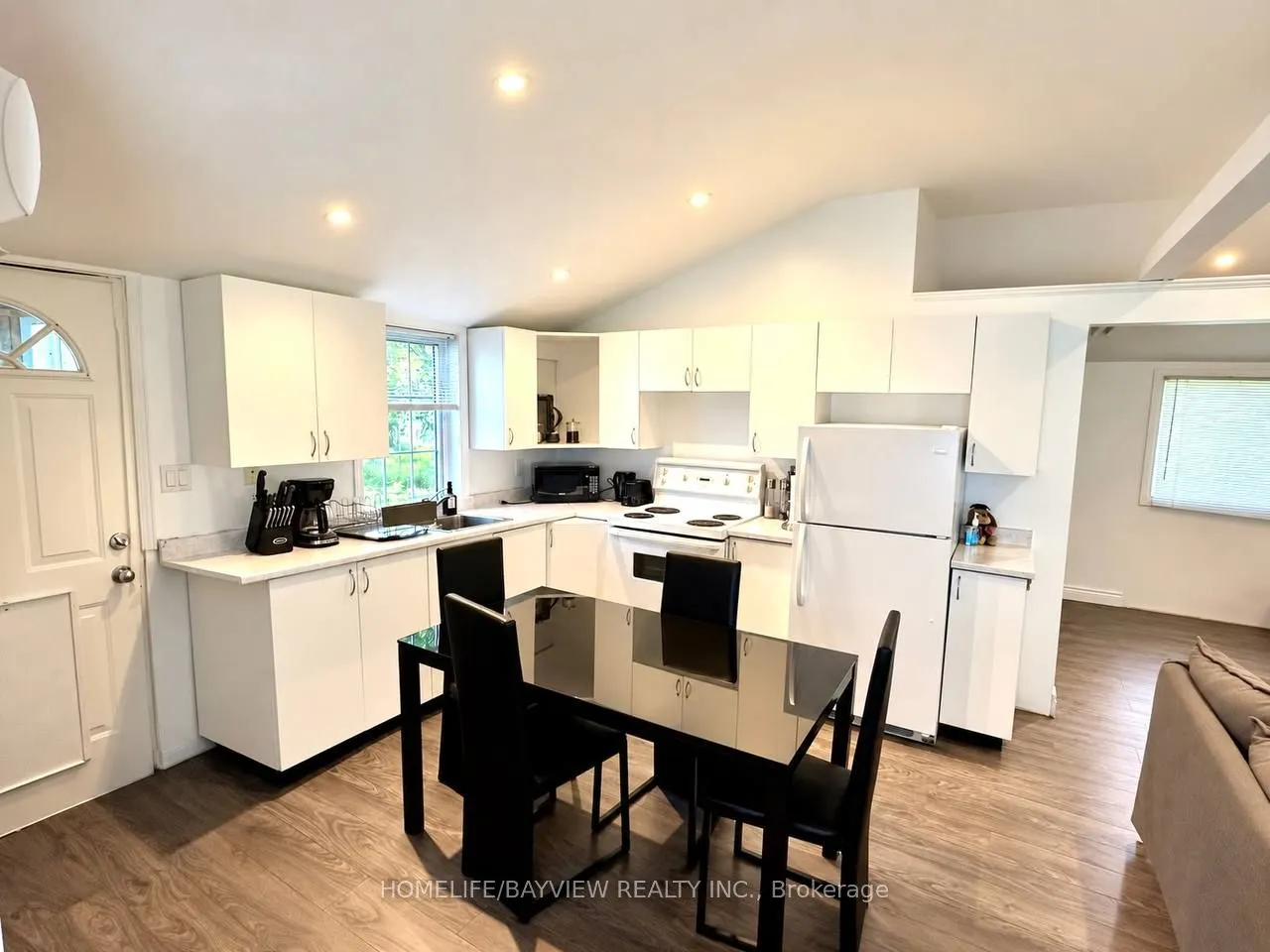 1119 Poplar Drive