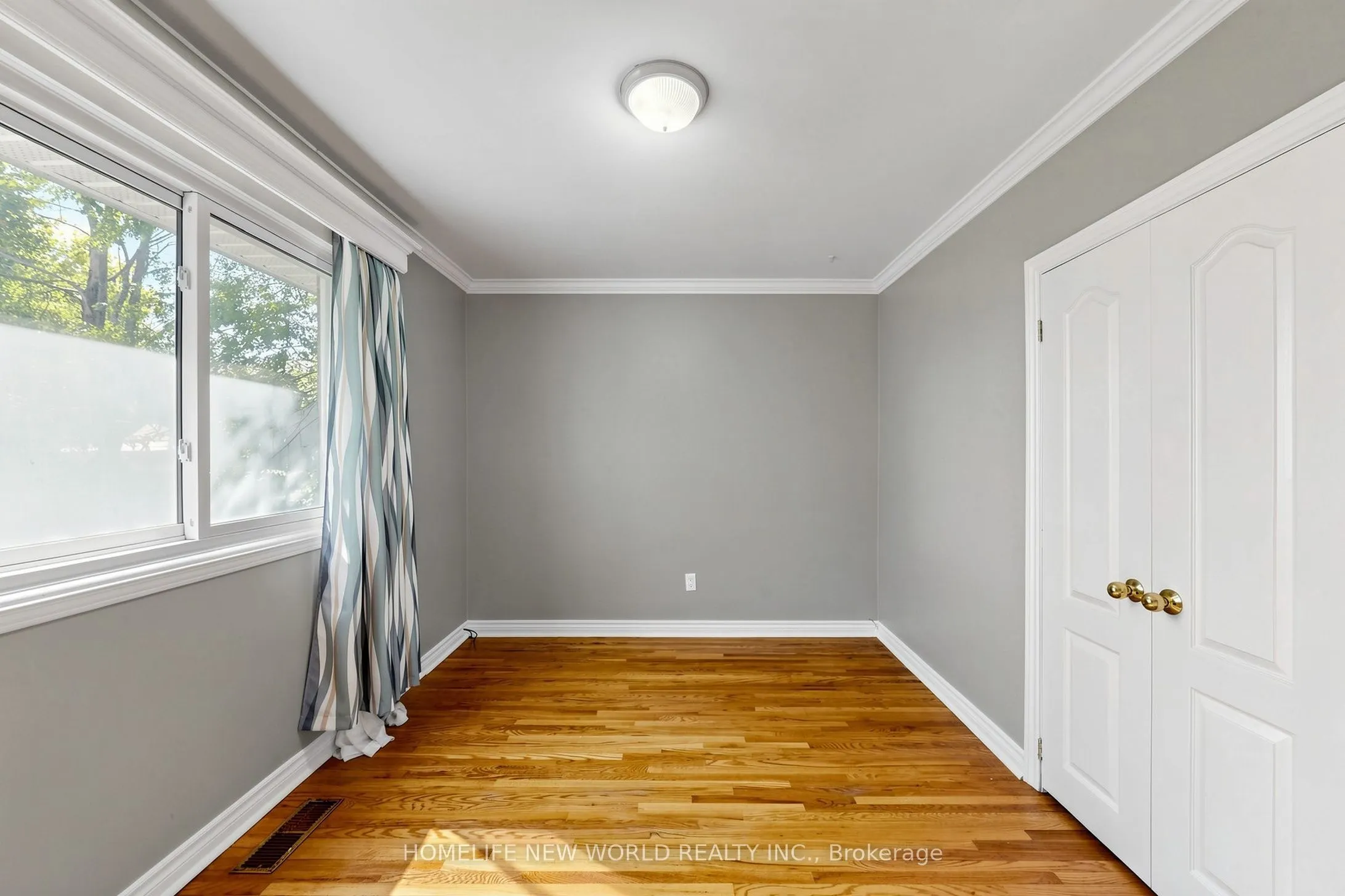65 Walter Avenue