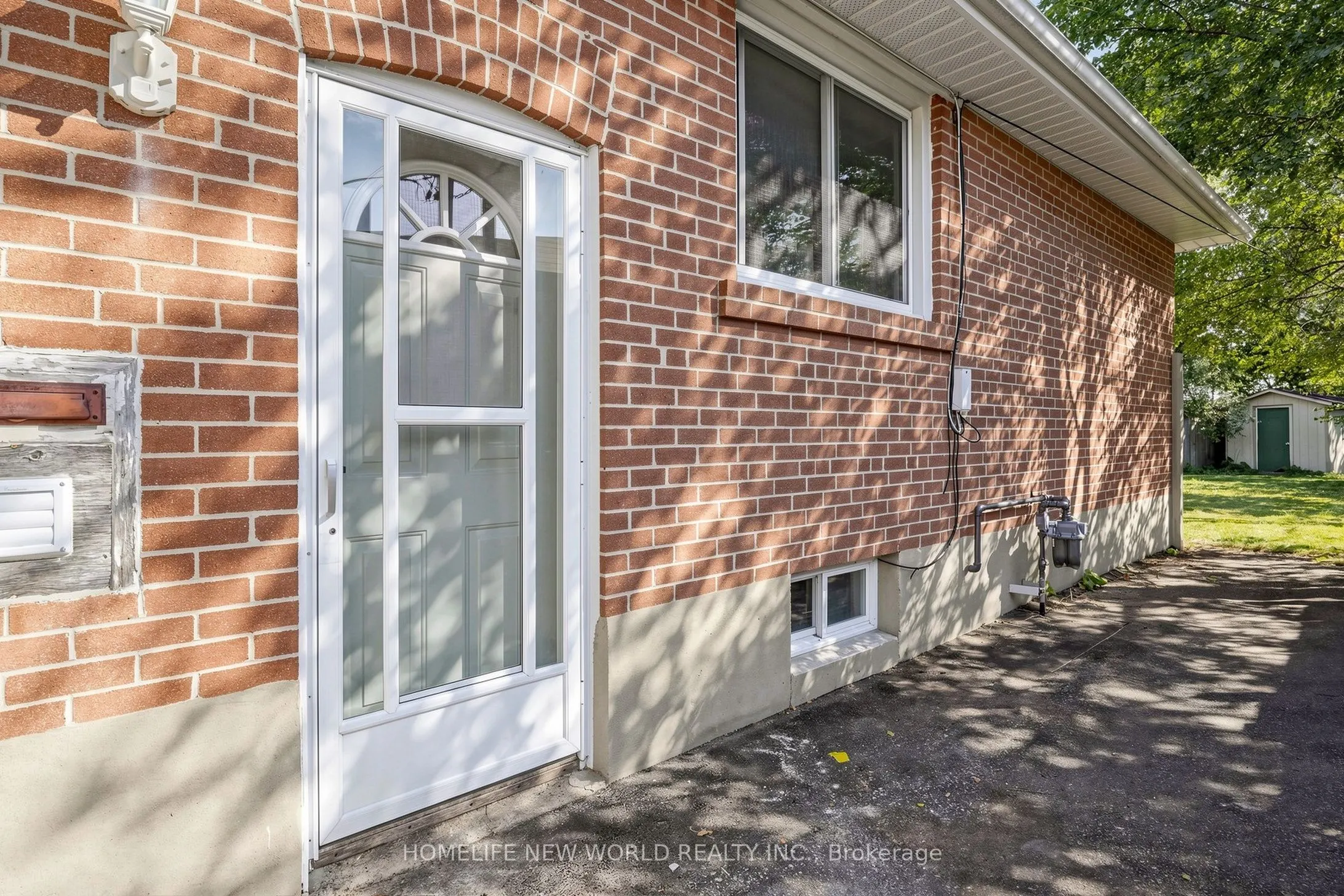 65 Walter Avenue