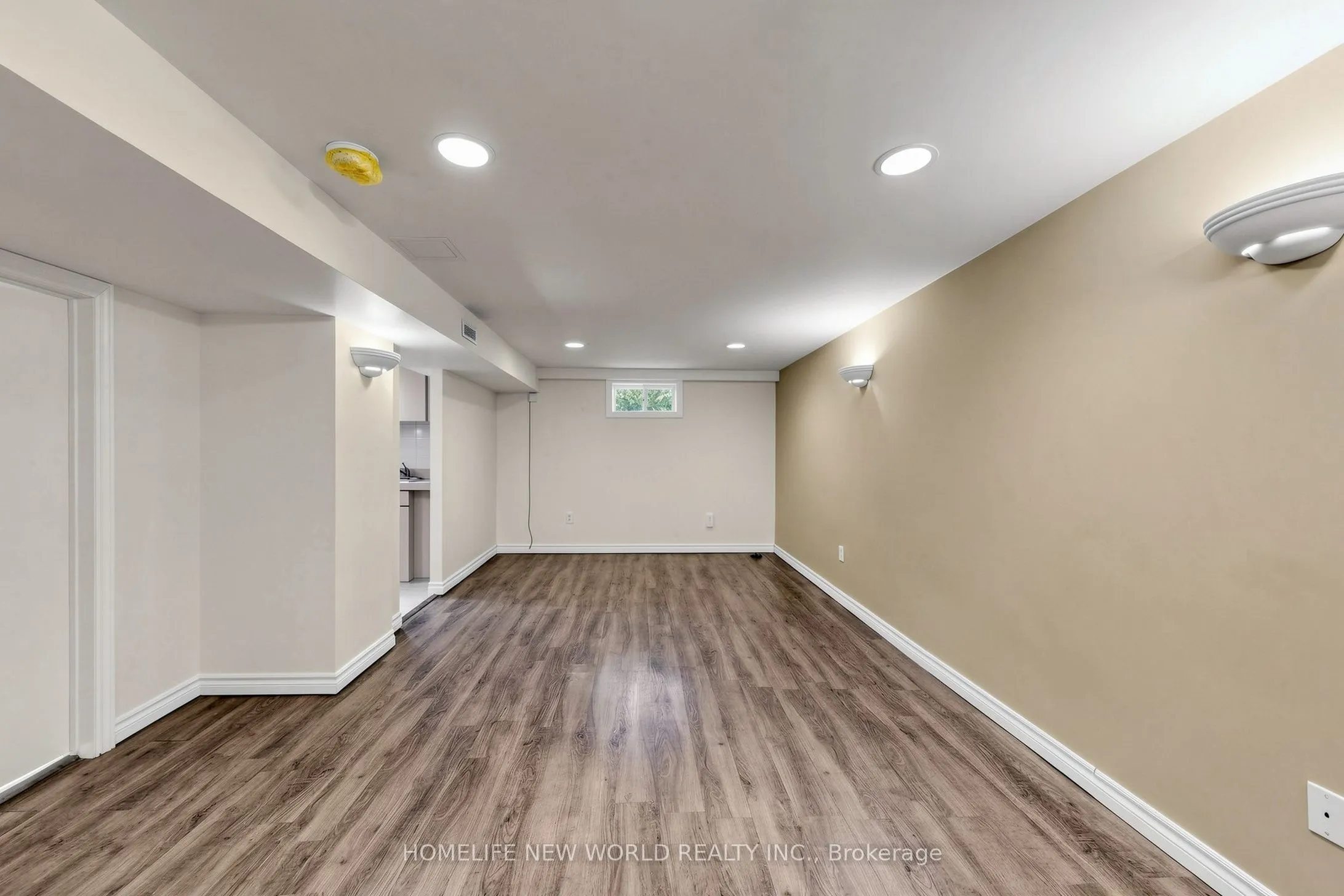 65 Walter Avenue