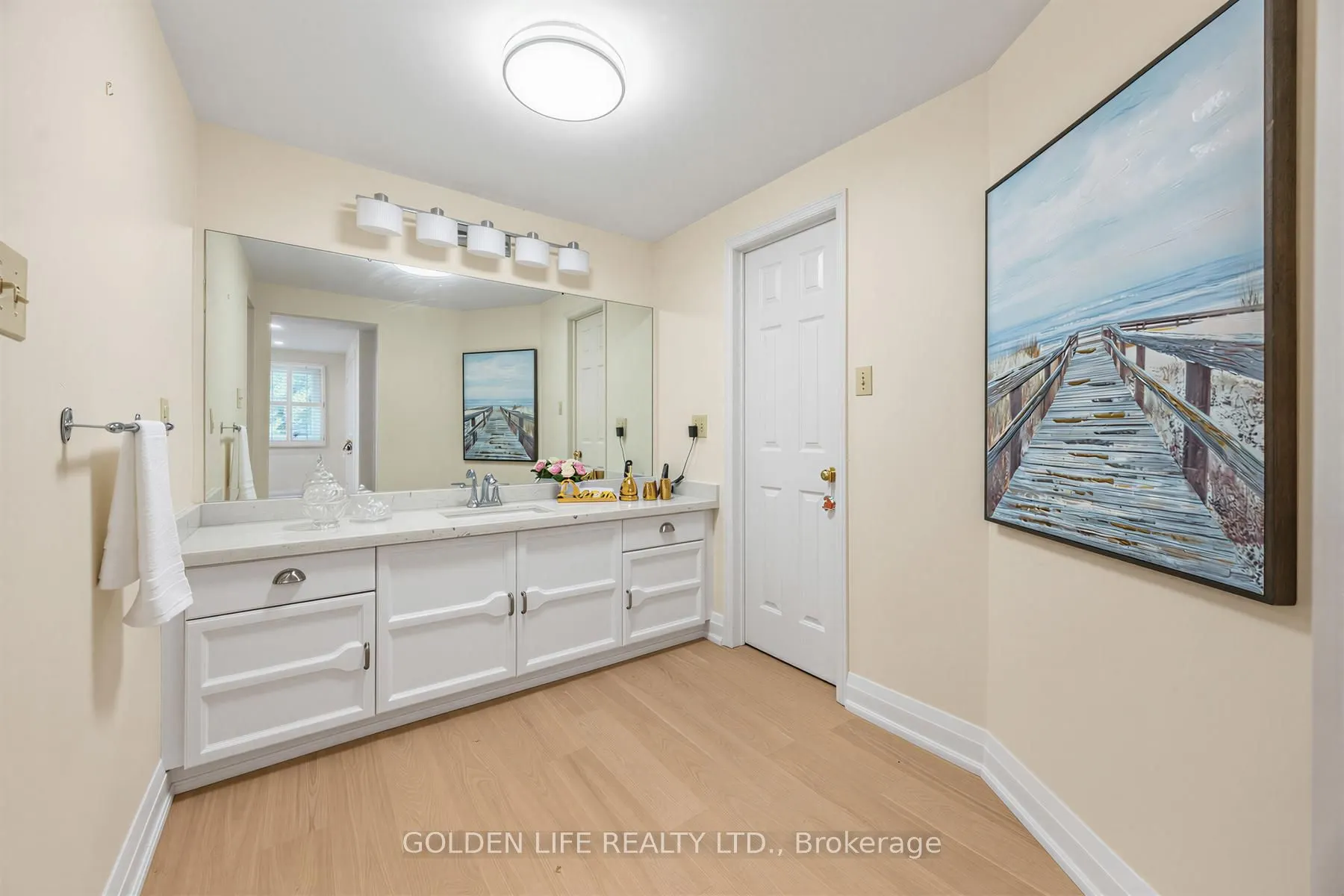 62 Longwater Chase