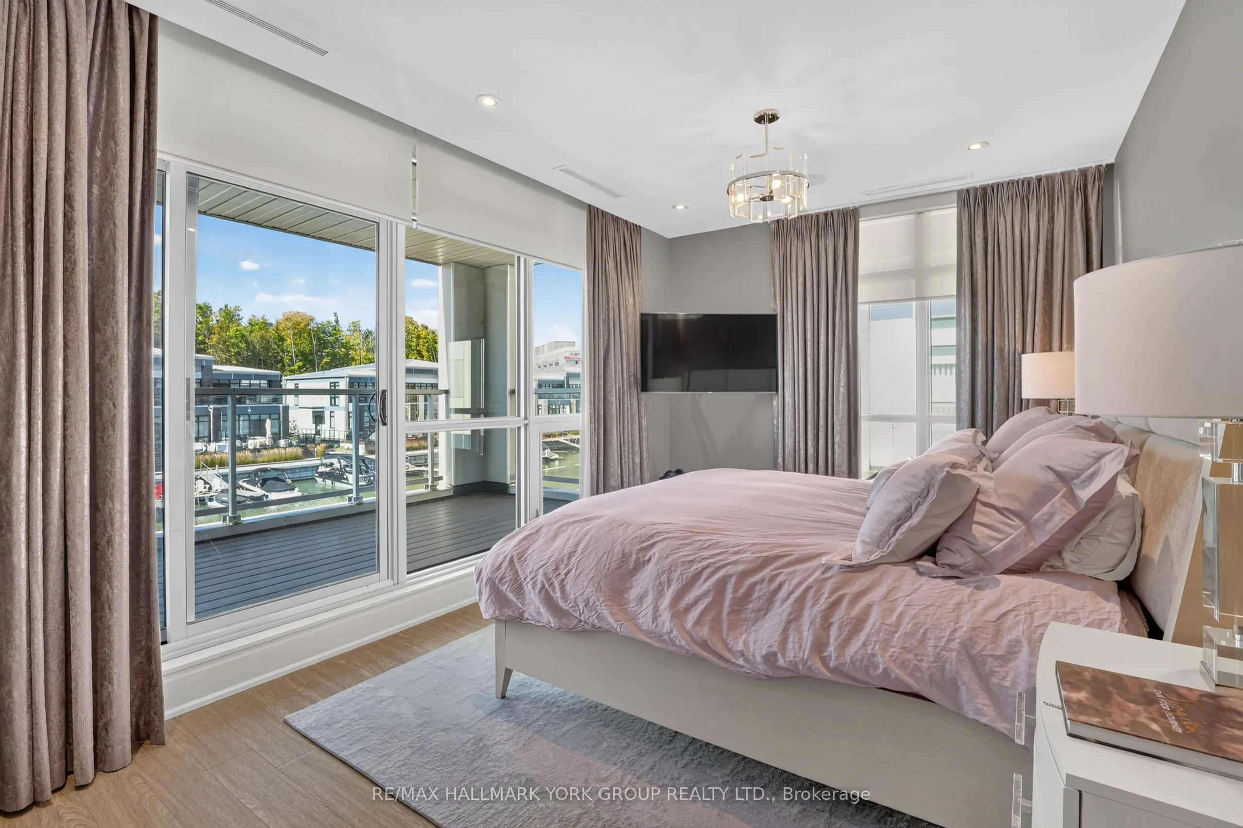 3764 Ferretti Court