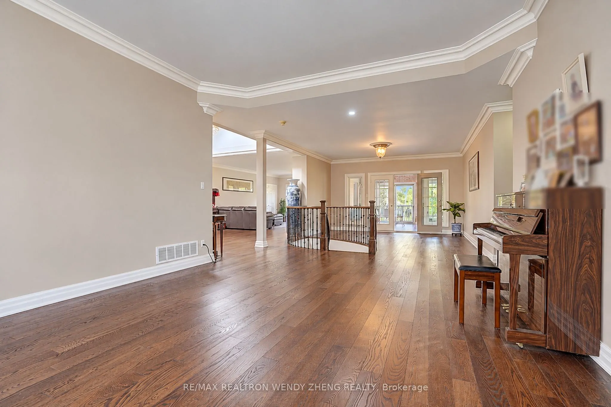 6 Callwood Court