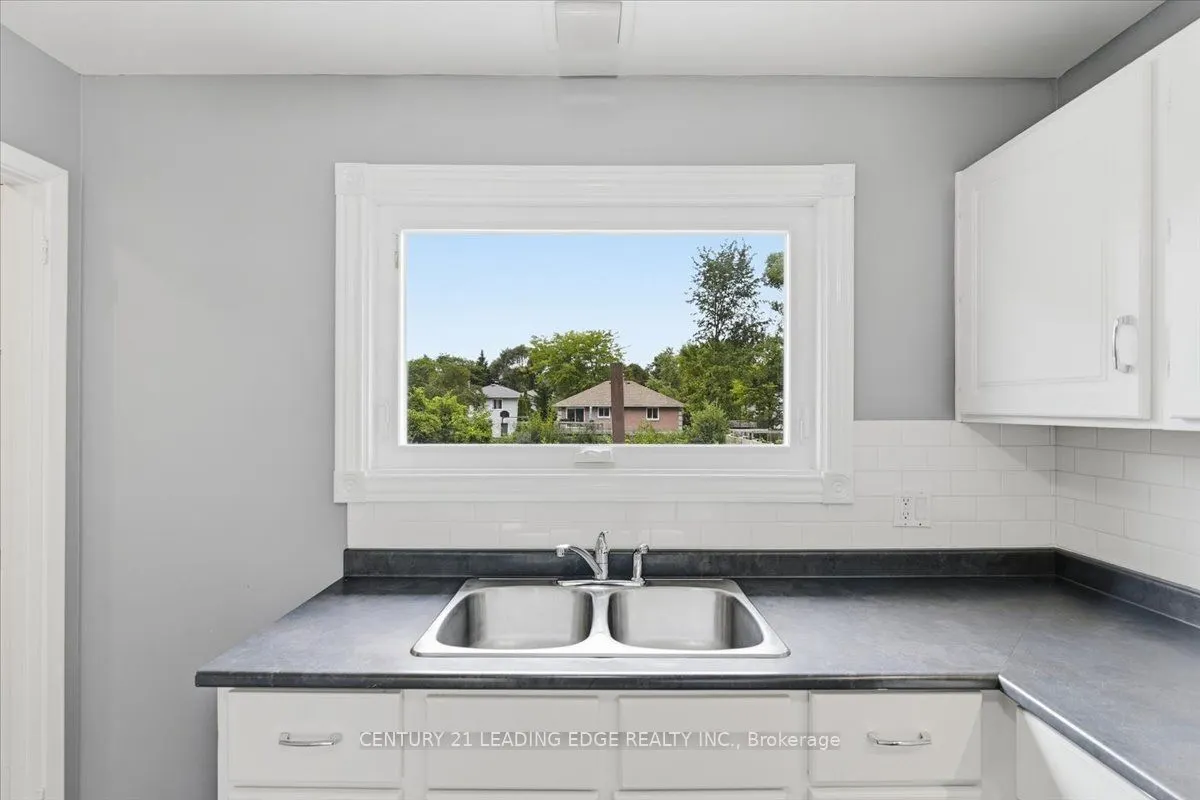 300 Annsheila Drive