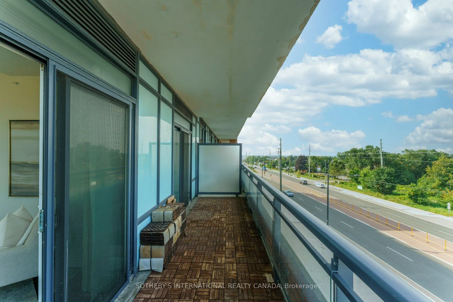 11611 Yonge Street #521