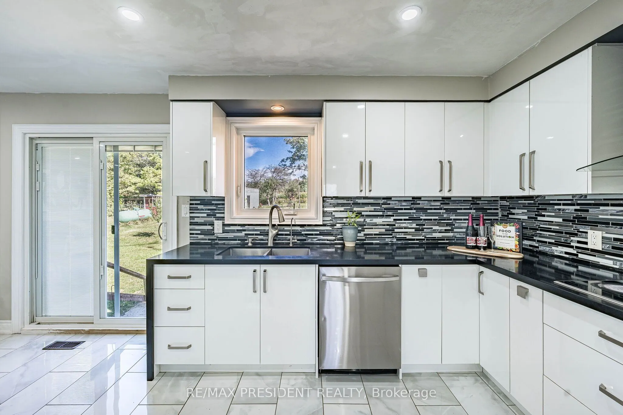 3077 Adjala Tecumseth Townline