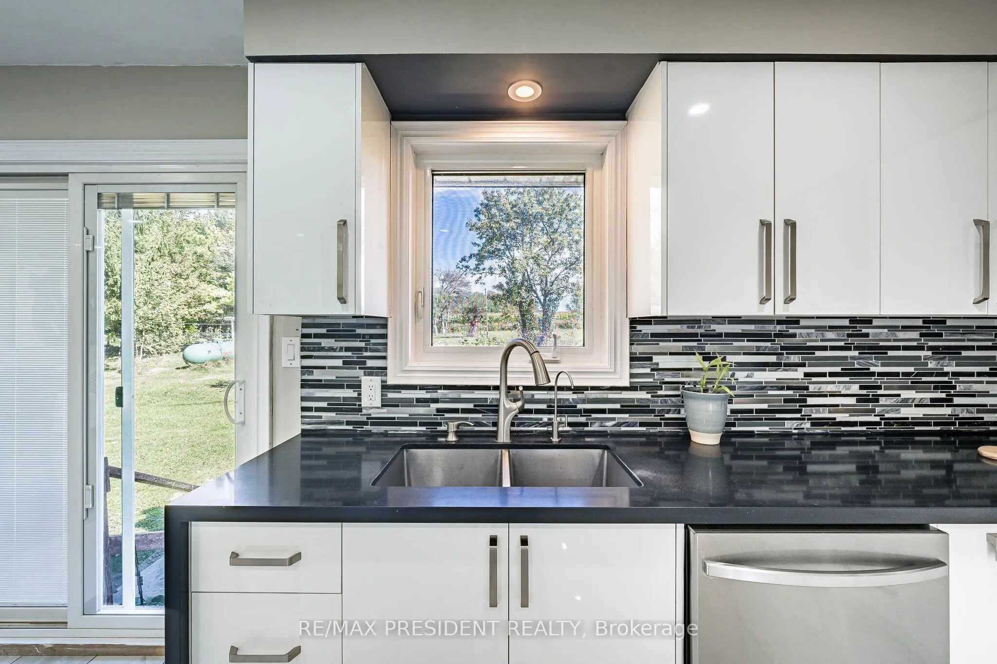 3077 Adjala Tecumseth Townline