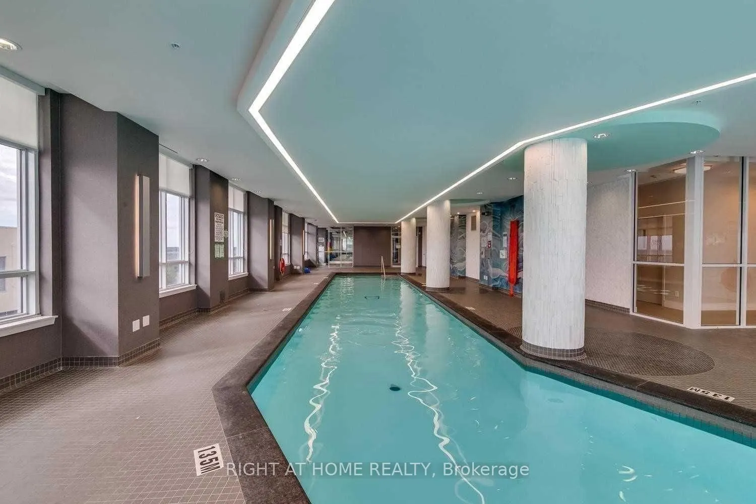 9201 Yonge Street #610