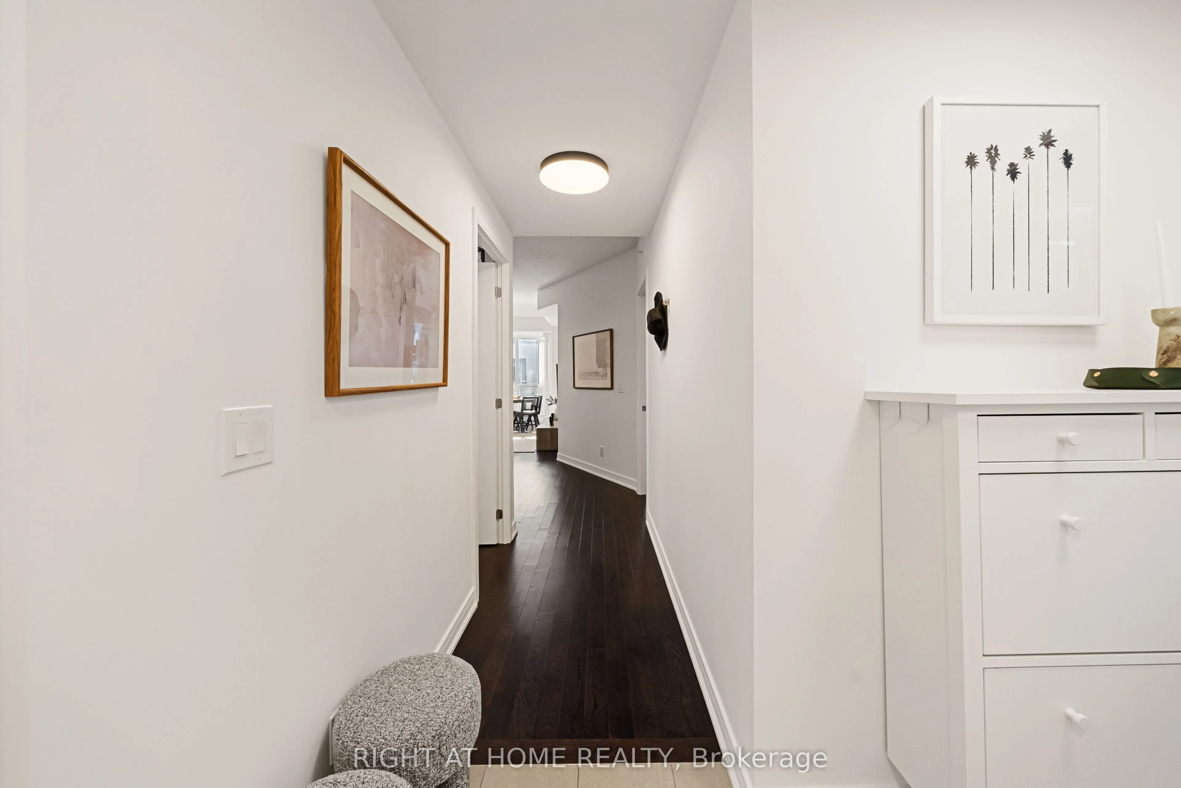 9201 Yonge Street #610