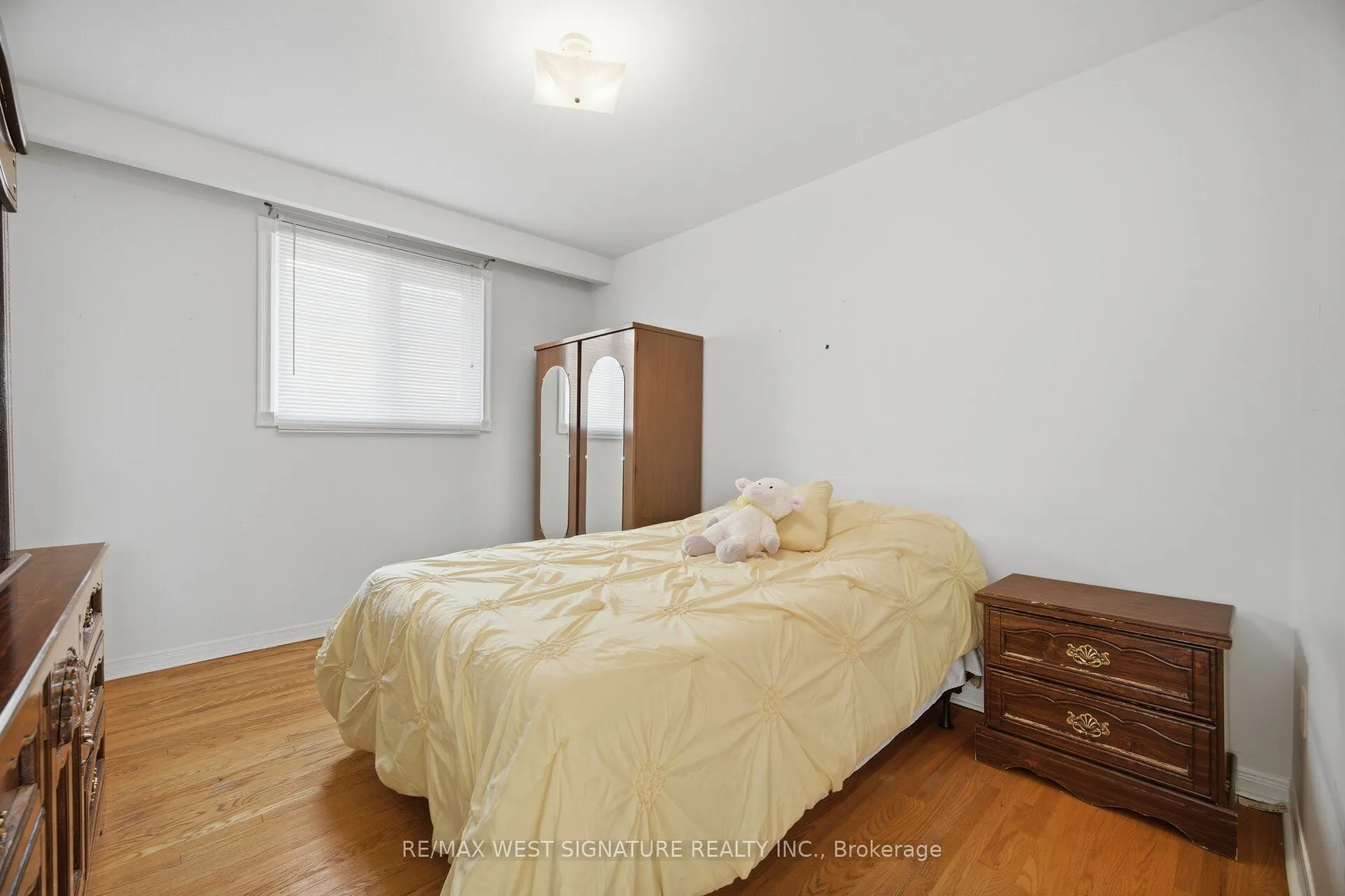 90 North Ridge Road