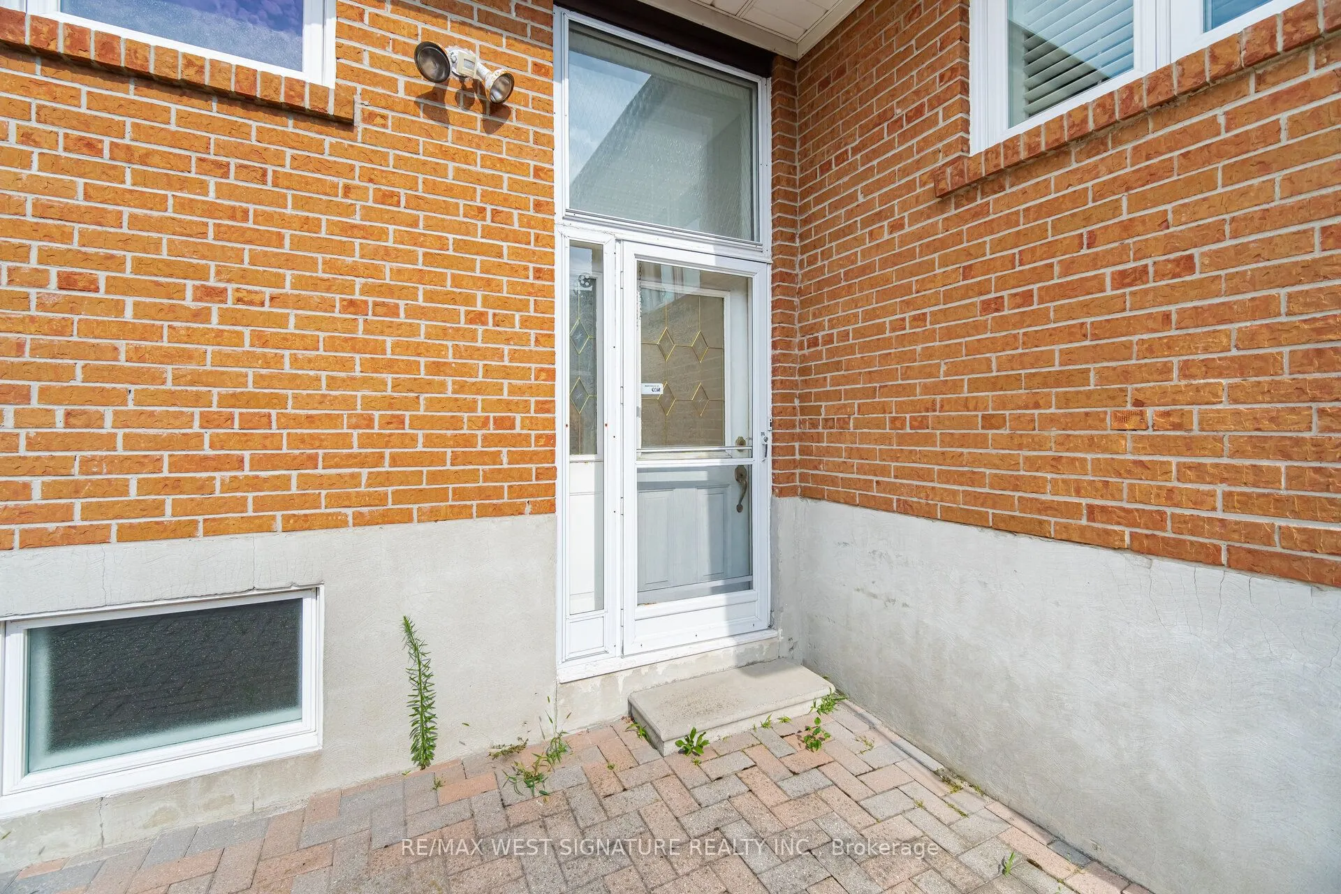 90 North Ridge Road
