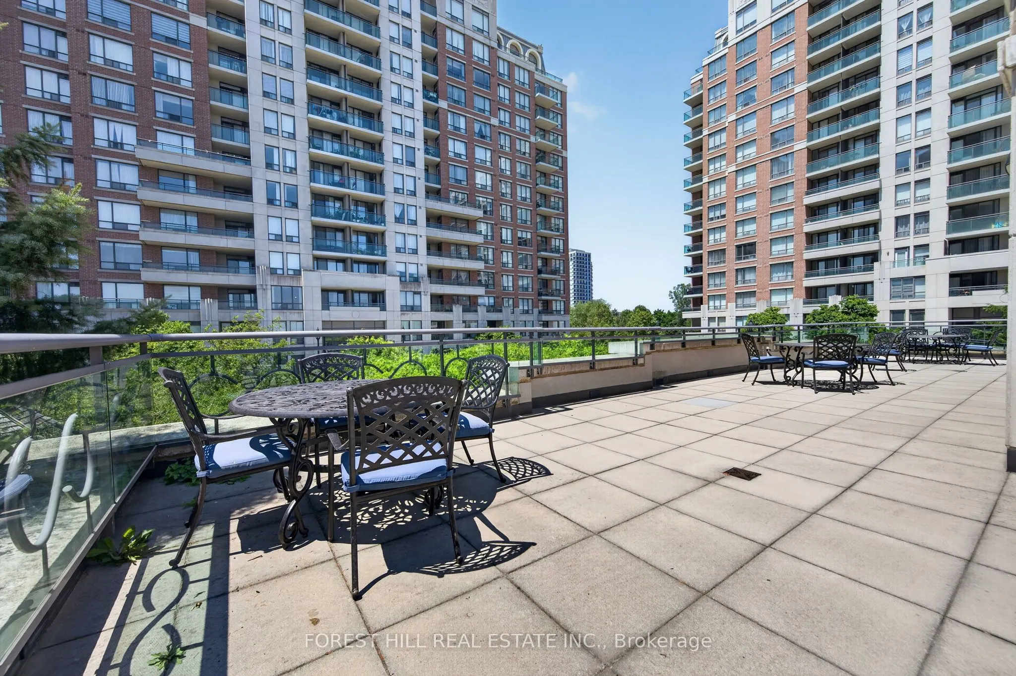 350 Red Maple Road #407