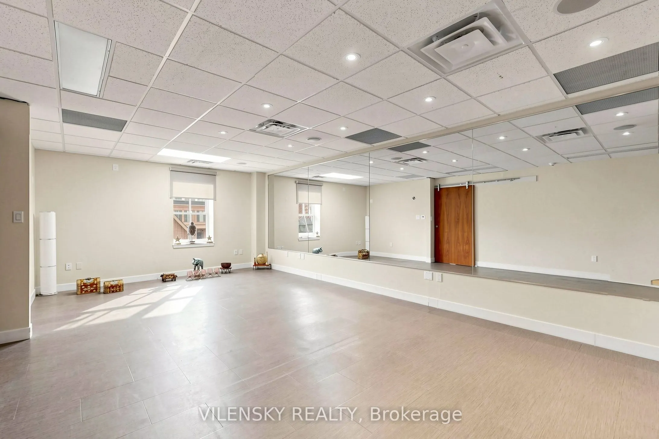 9994 Keele Street #200 - STUDIO