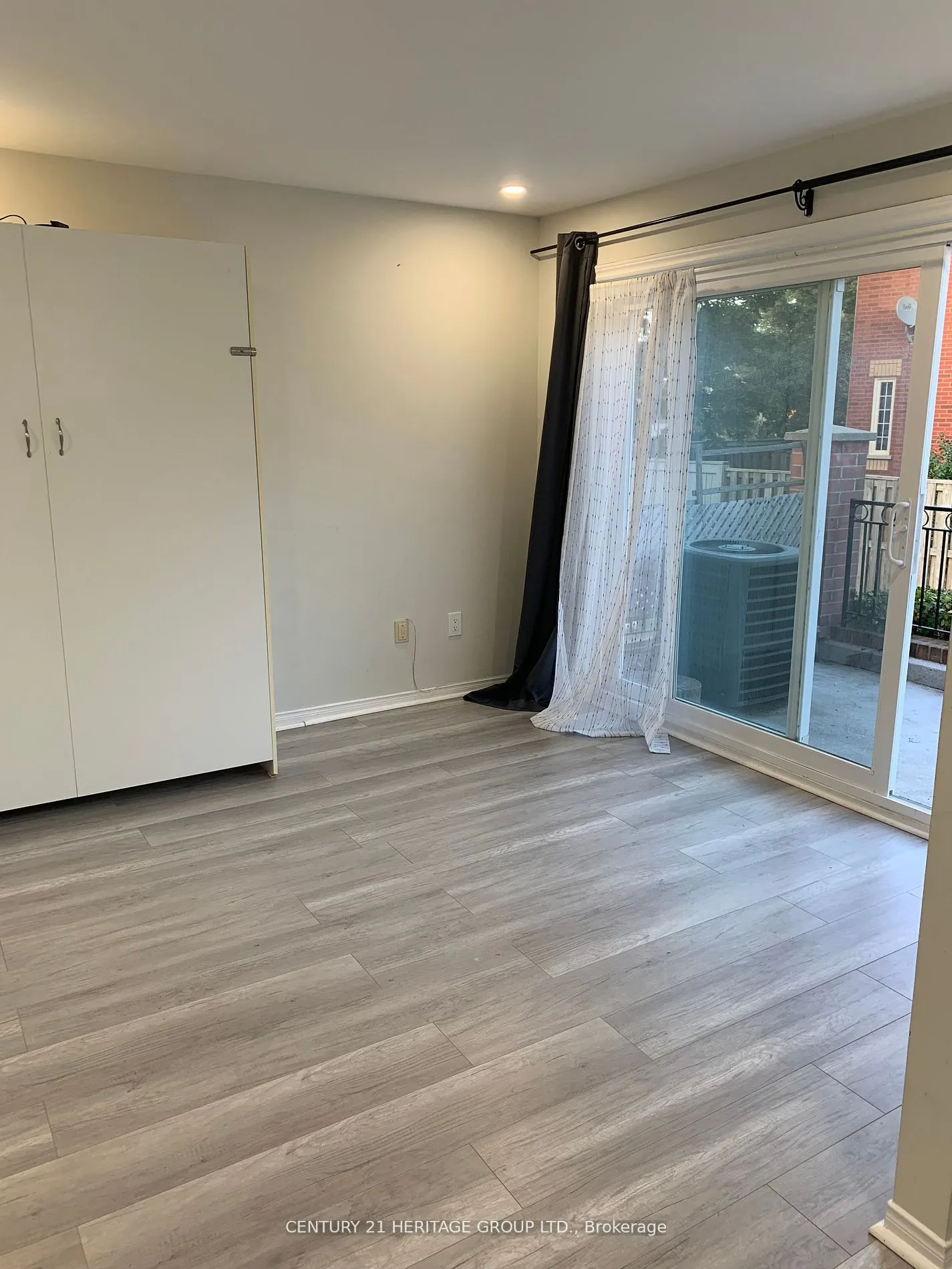 75 Weldrick Road E #419