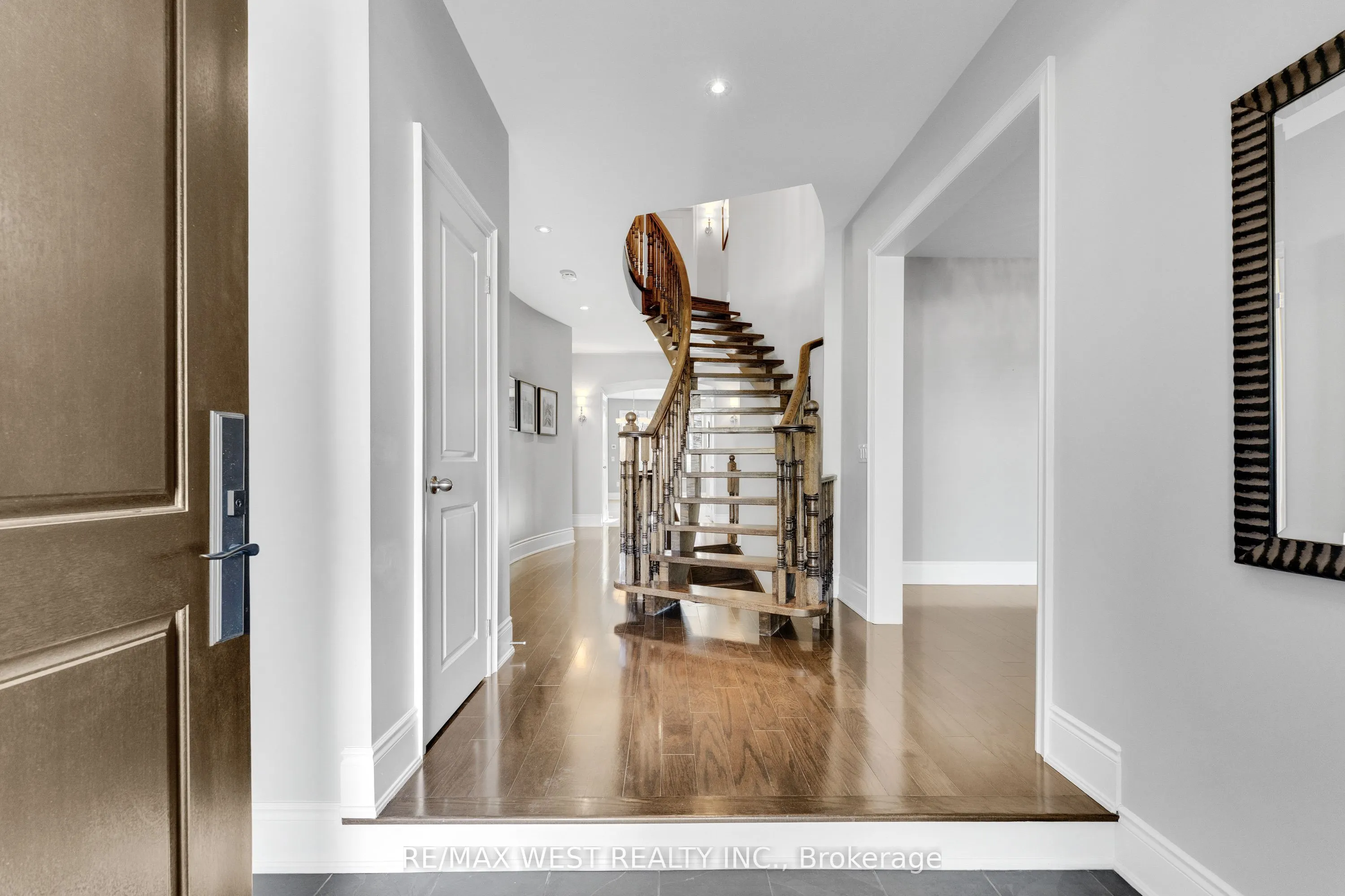 8 Chapel Gully Trail