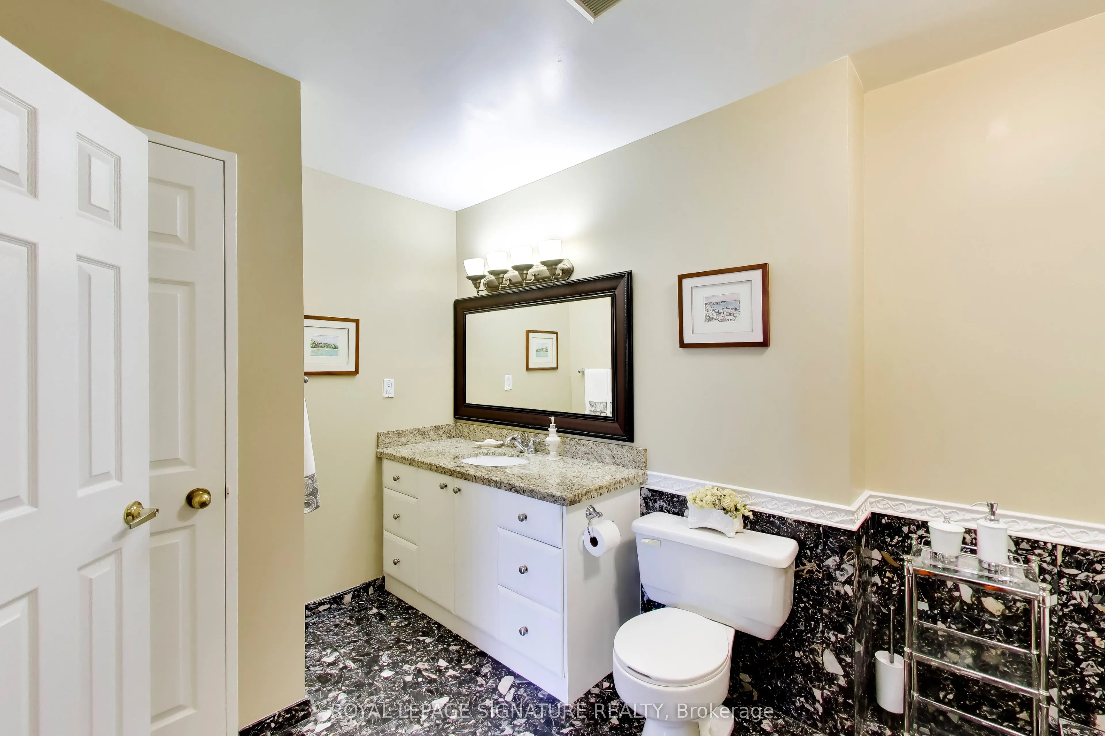 1 Clark Avenue W #1802
