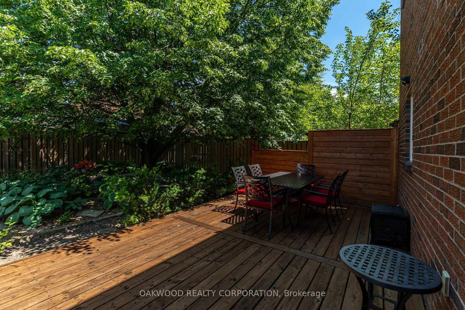 486 Greenock Drive