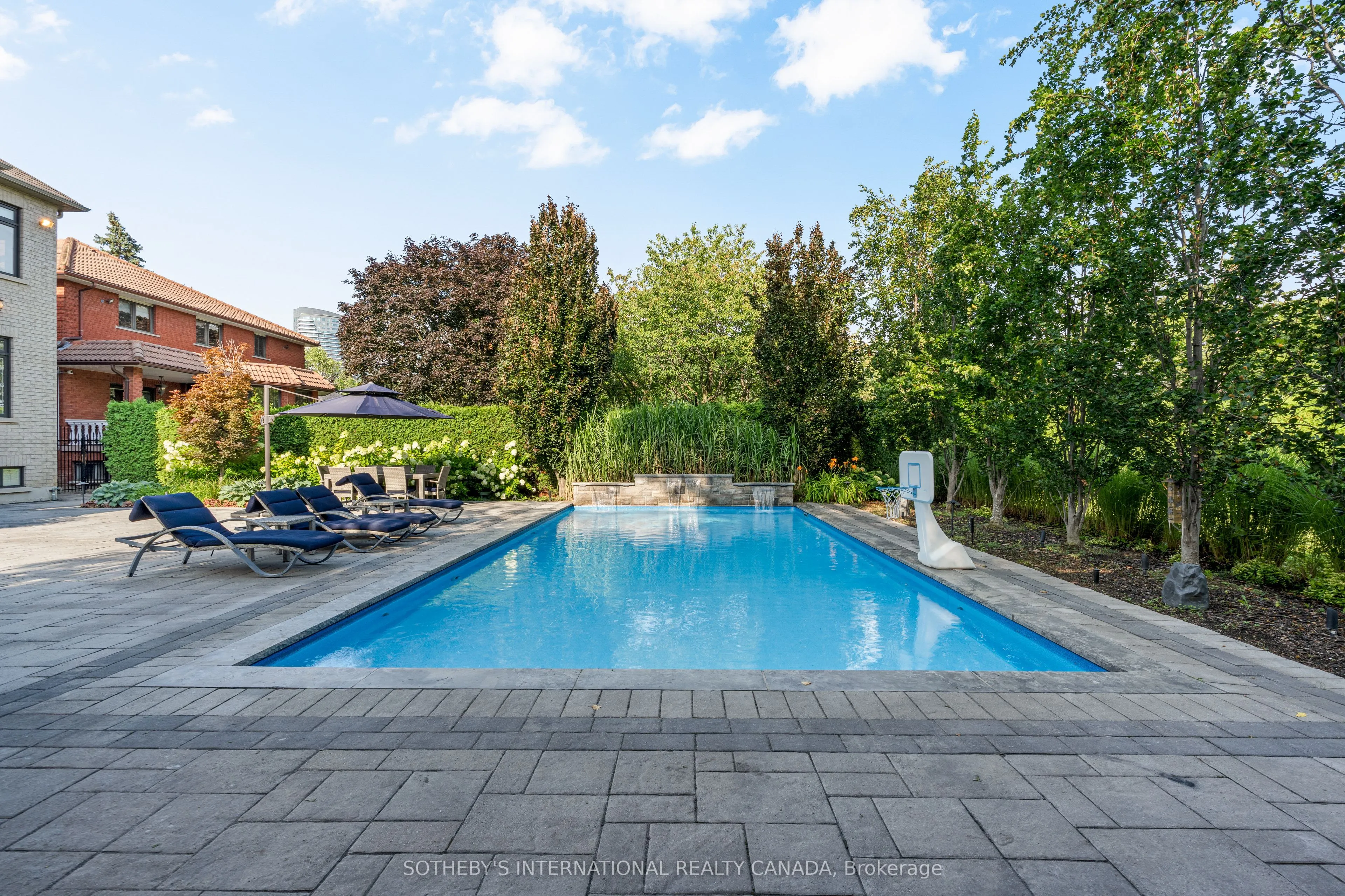 45 Crestwood Road