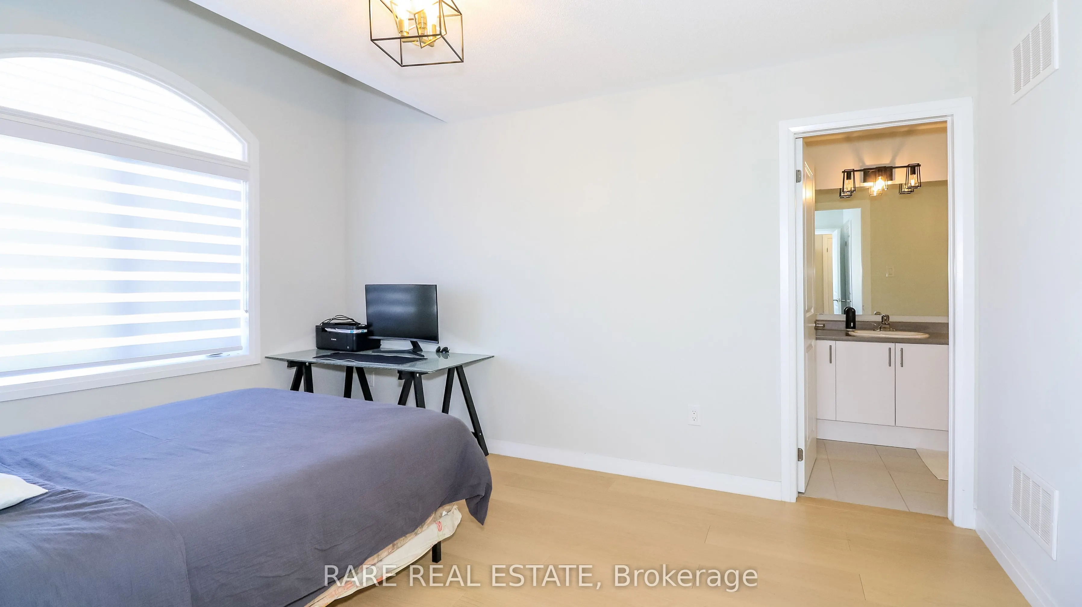 1710 Corsal Court S