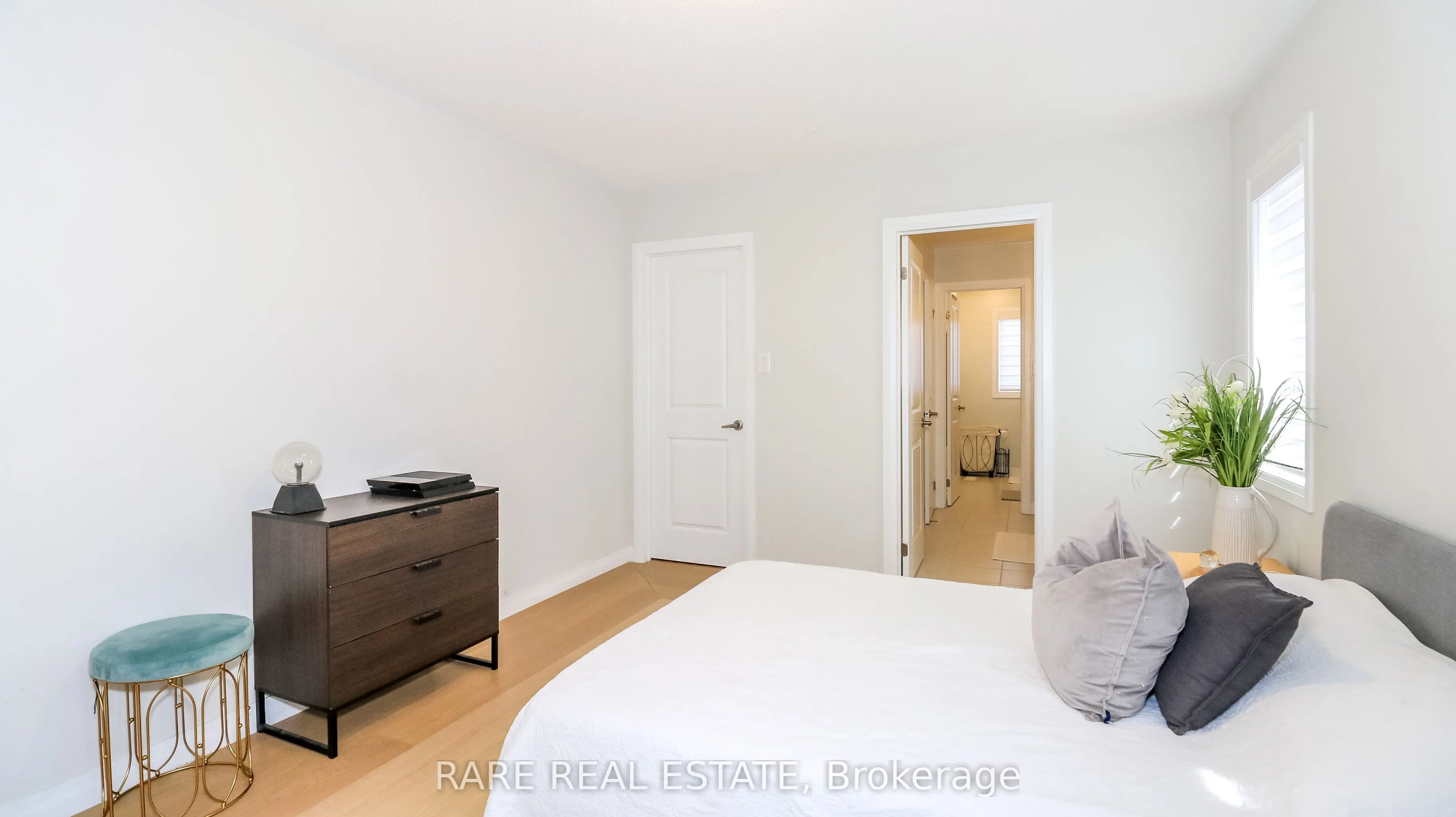 1710 Corsal Court S