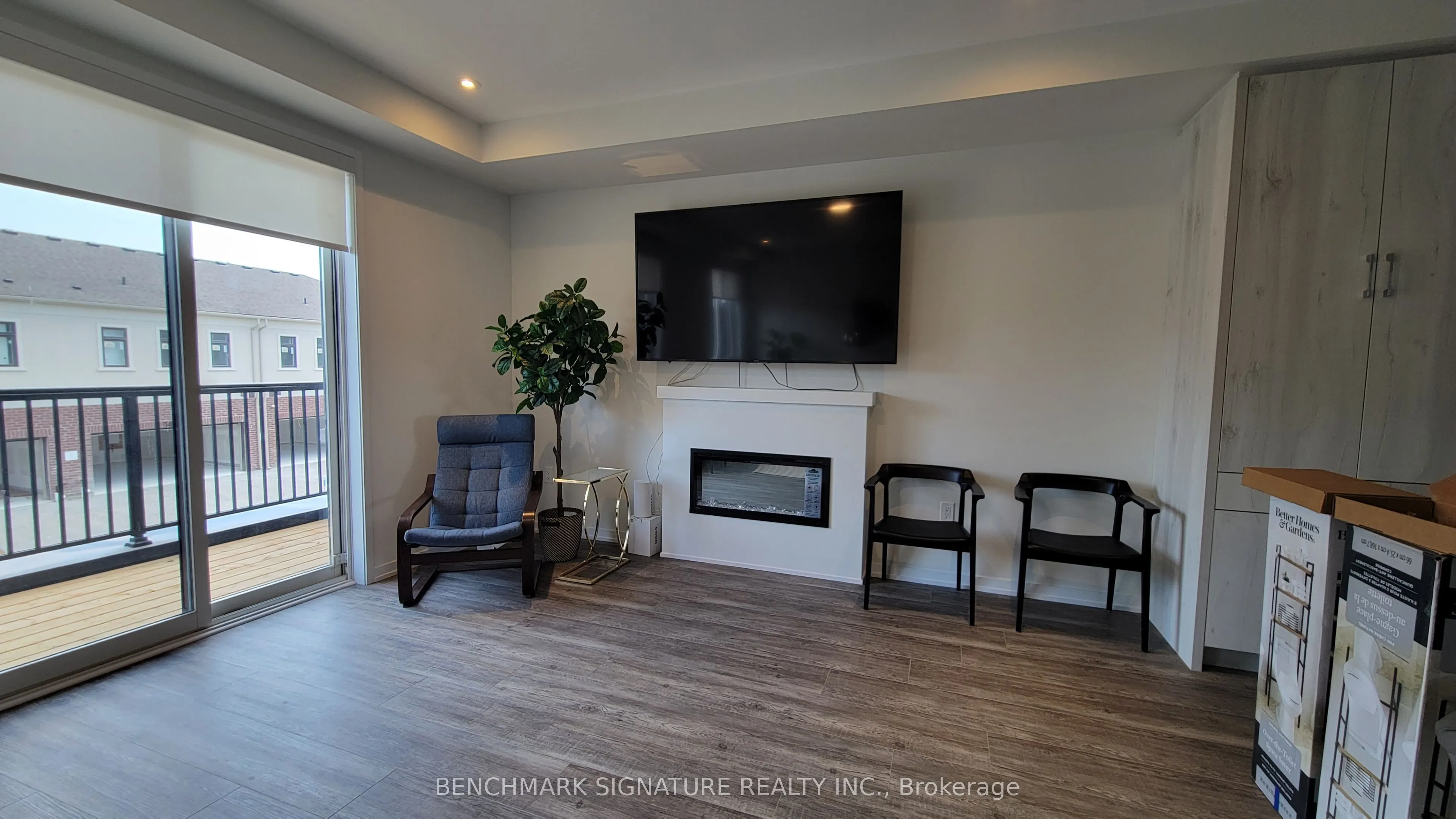 14 Big Willow Crescent