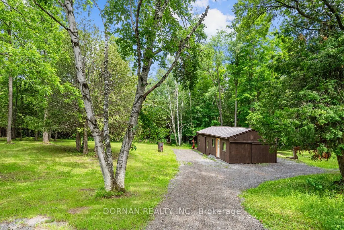 1975 Concession 4 Road