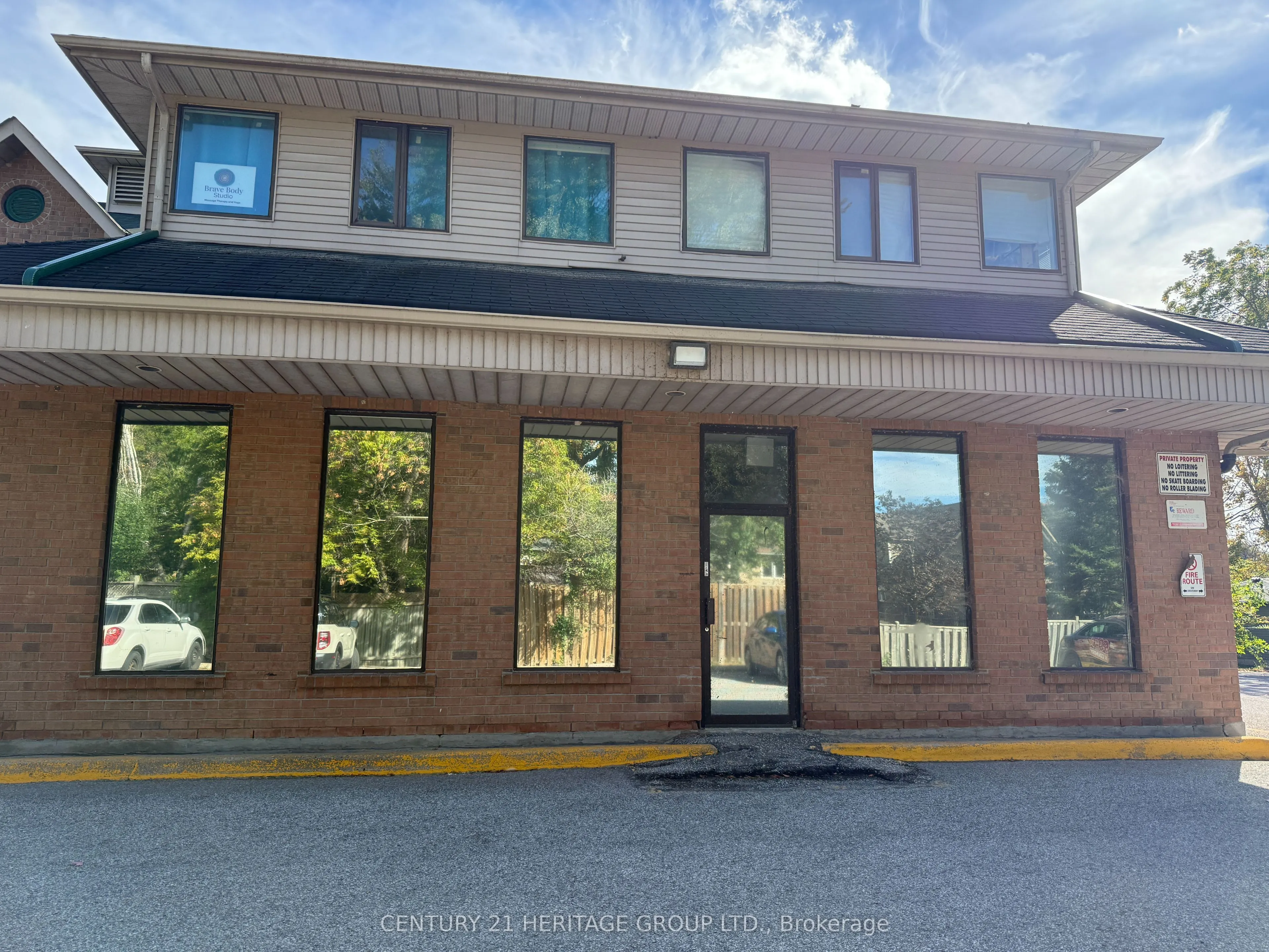 204 Simcoe Avenue #3