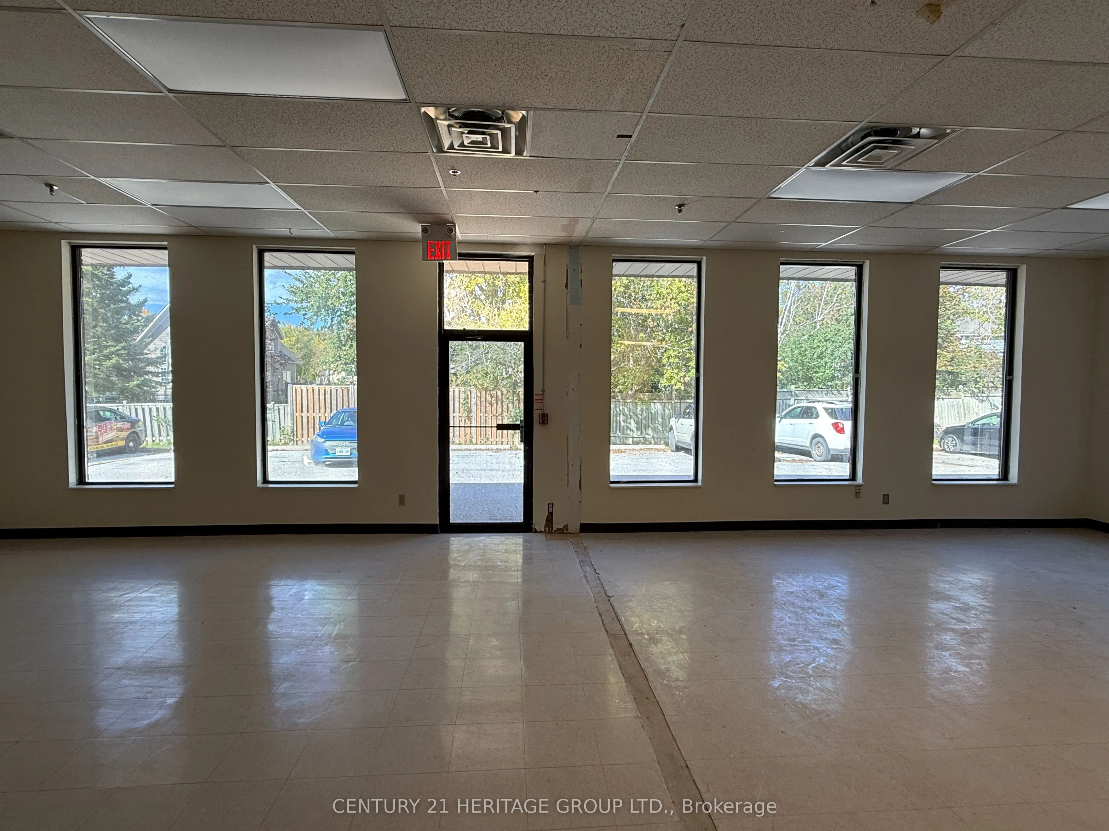 204 Simcoe Avenue #3