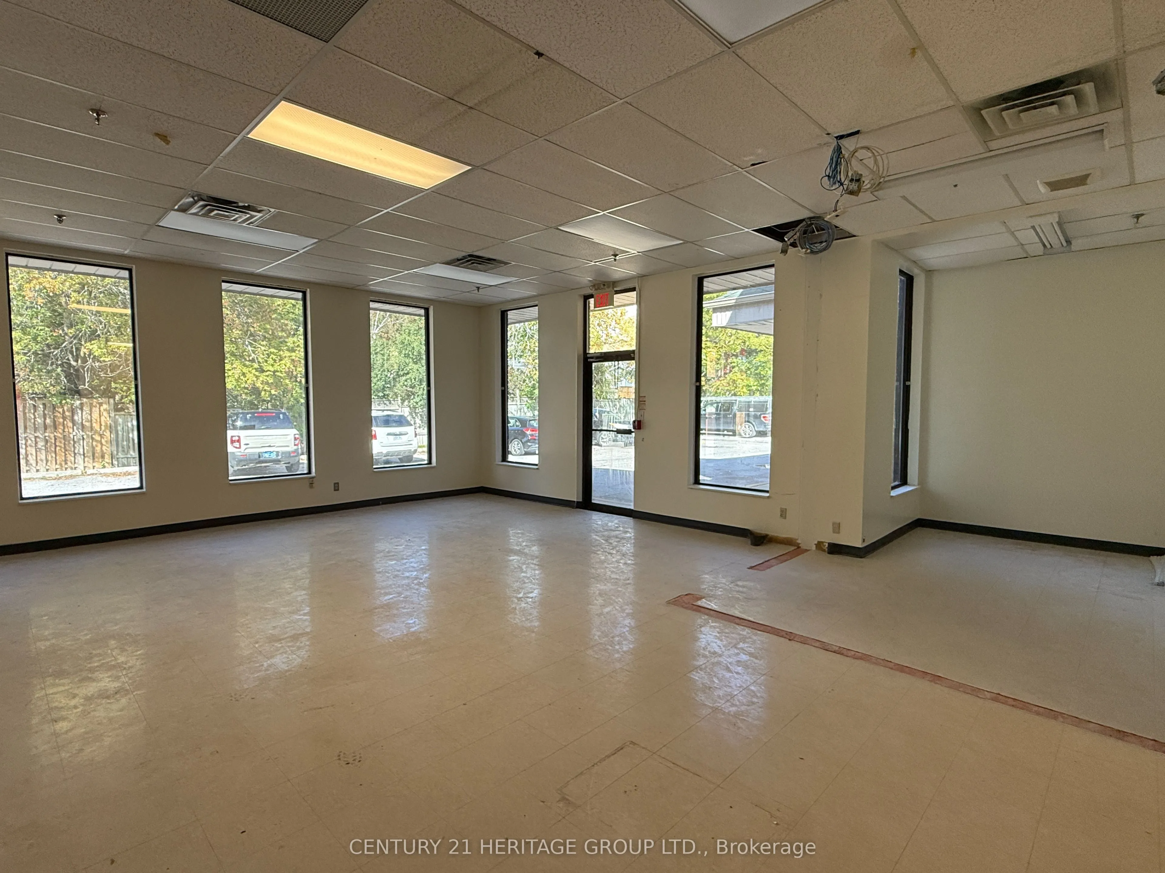 204 Simcoe Avenue #3