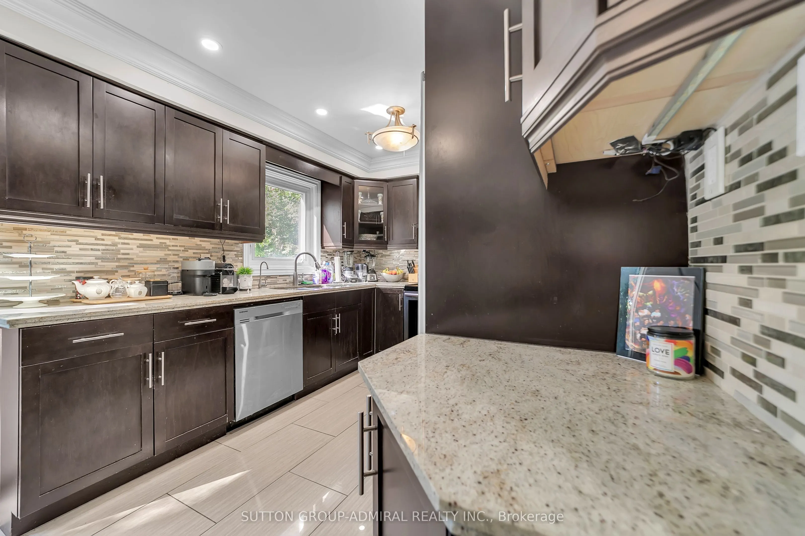 37 Gretman Crescent