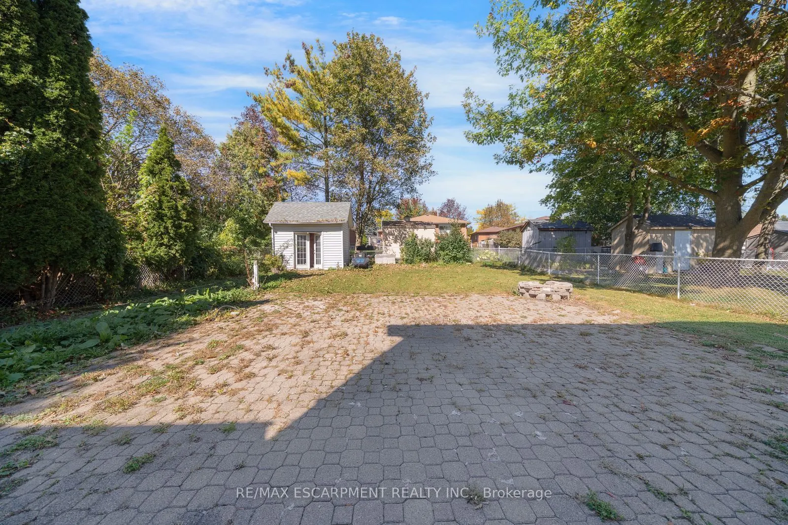 1944 Applewood Avenue