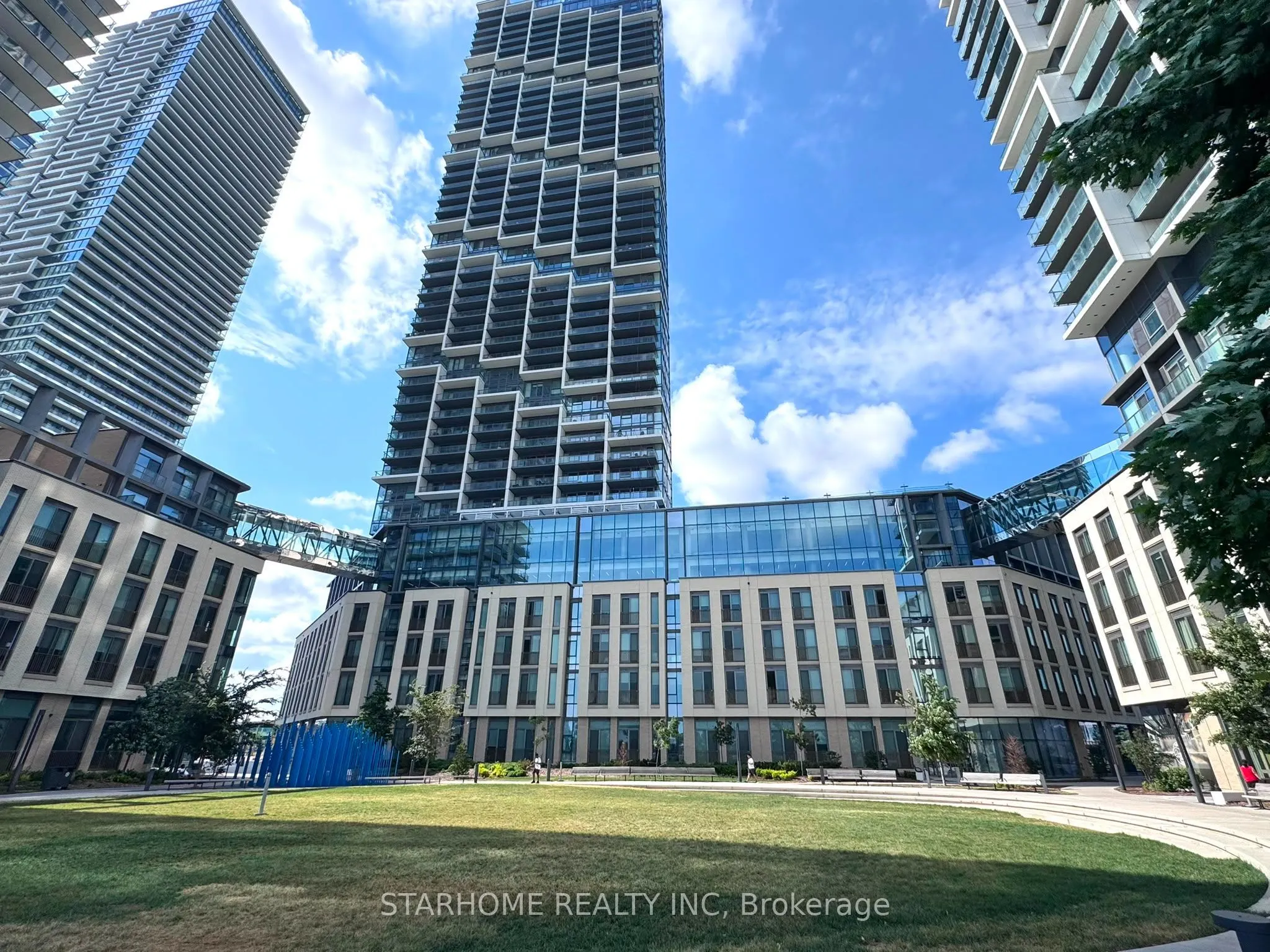 1000 Portage Parkway #1515
