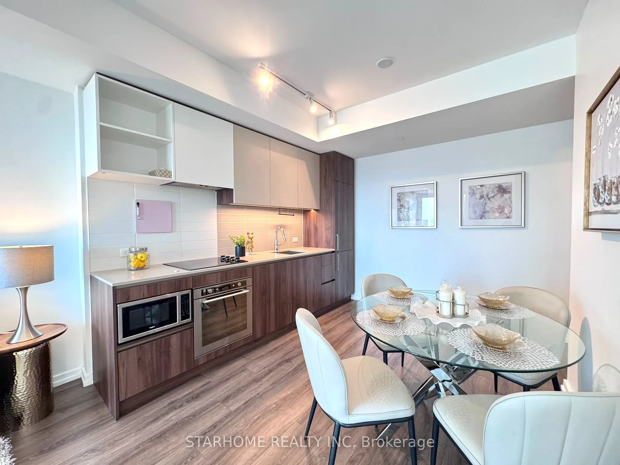 1000 Portage Parkway #1515