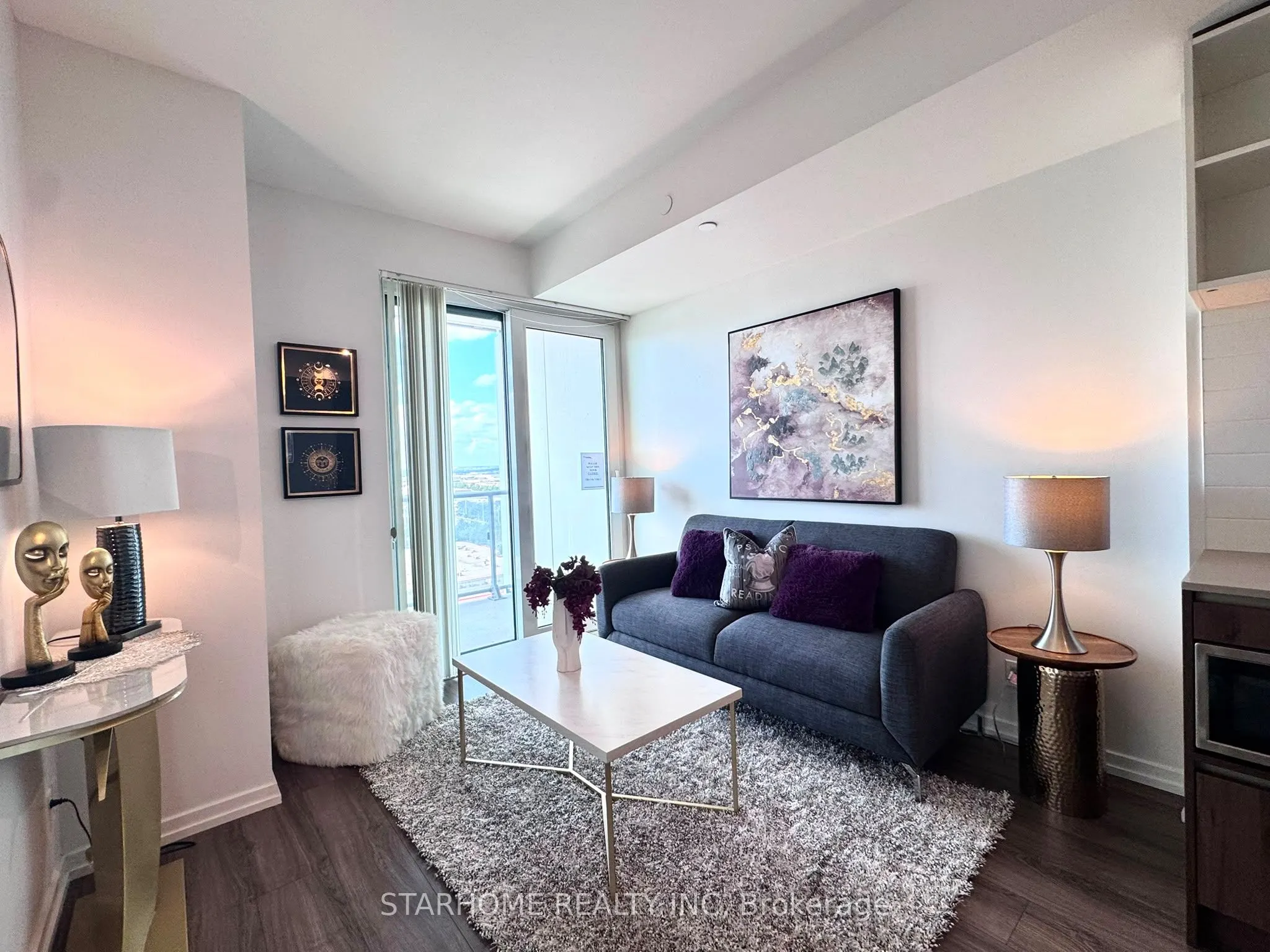 1000 Portage Parkway #1515