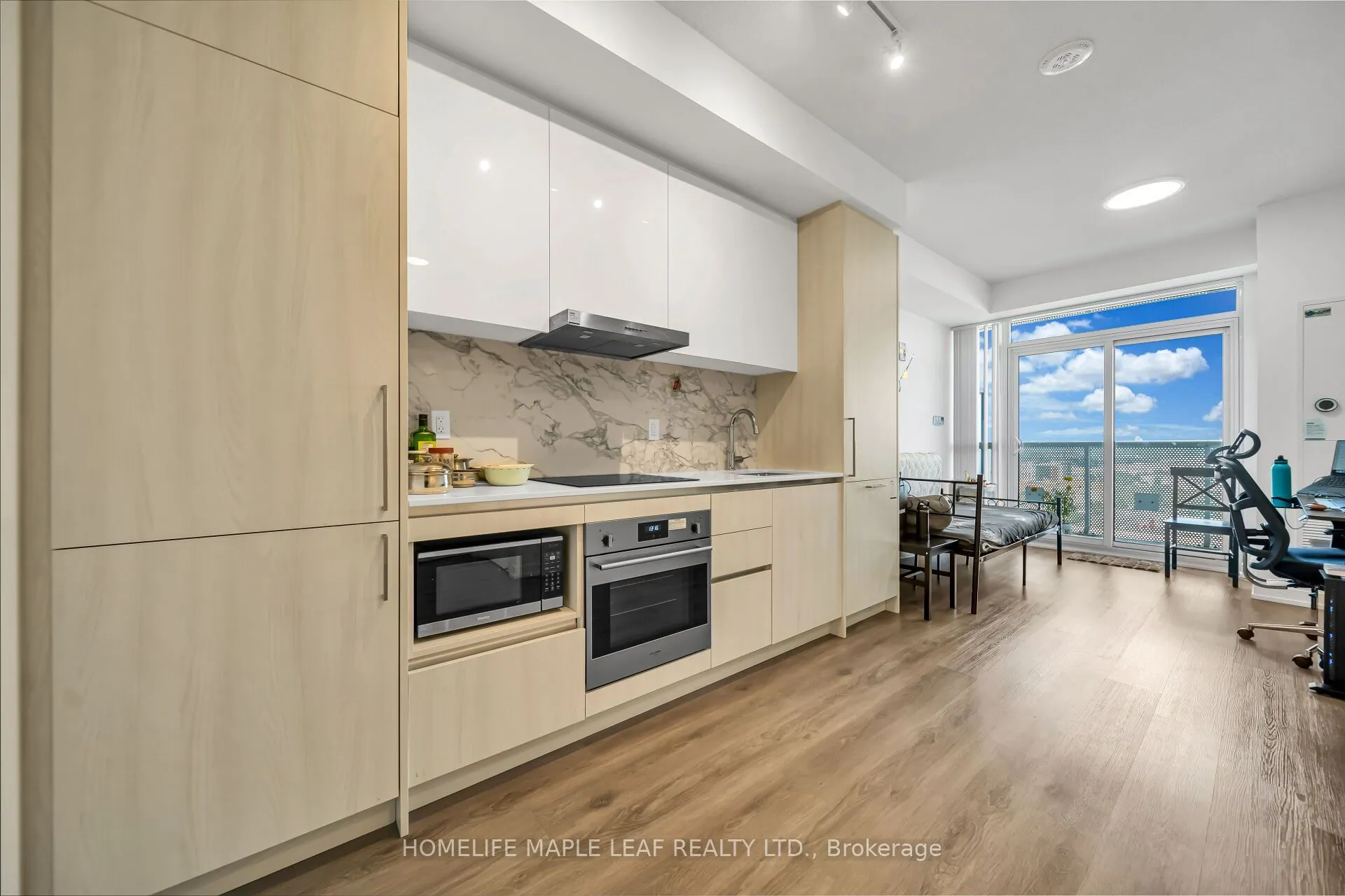 225 Commerce Street #2211