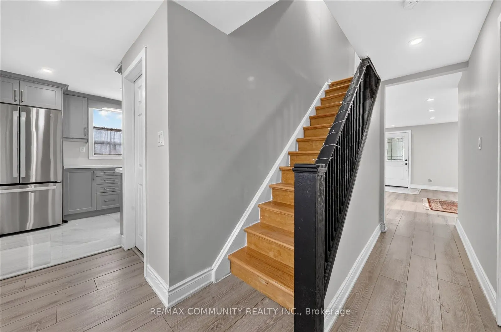 6 Sunkist Road