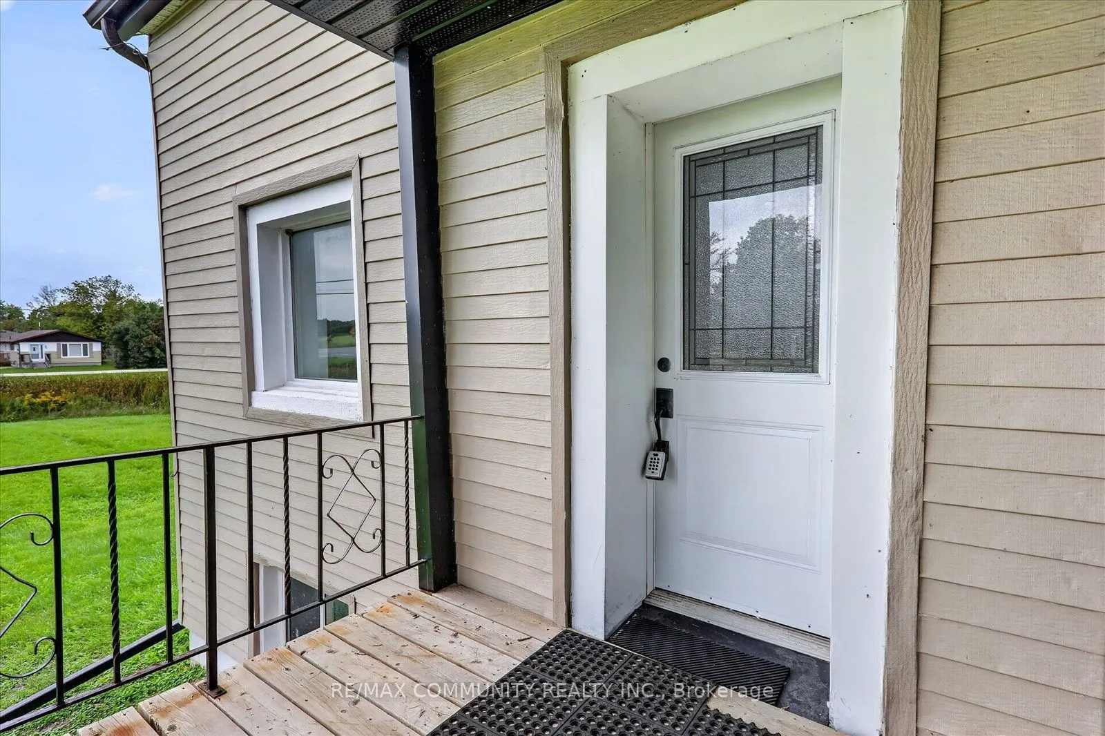 6 Sunkist Road