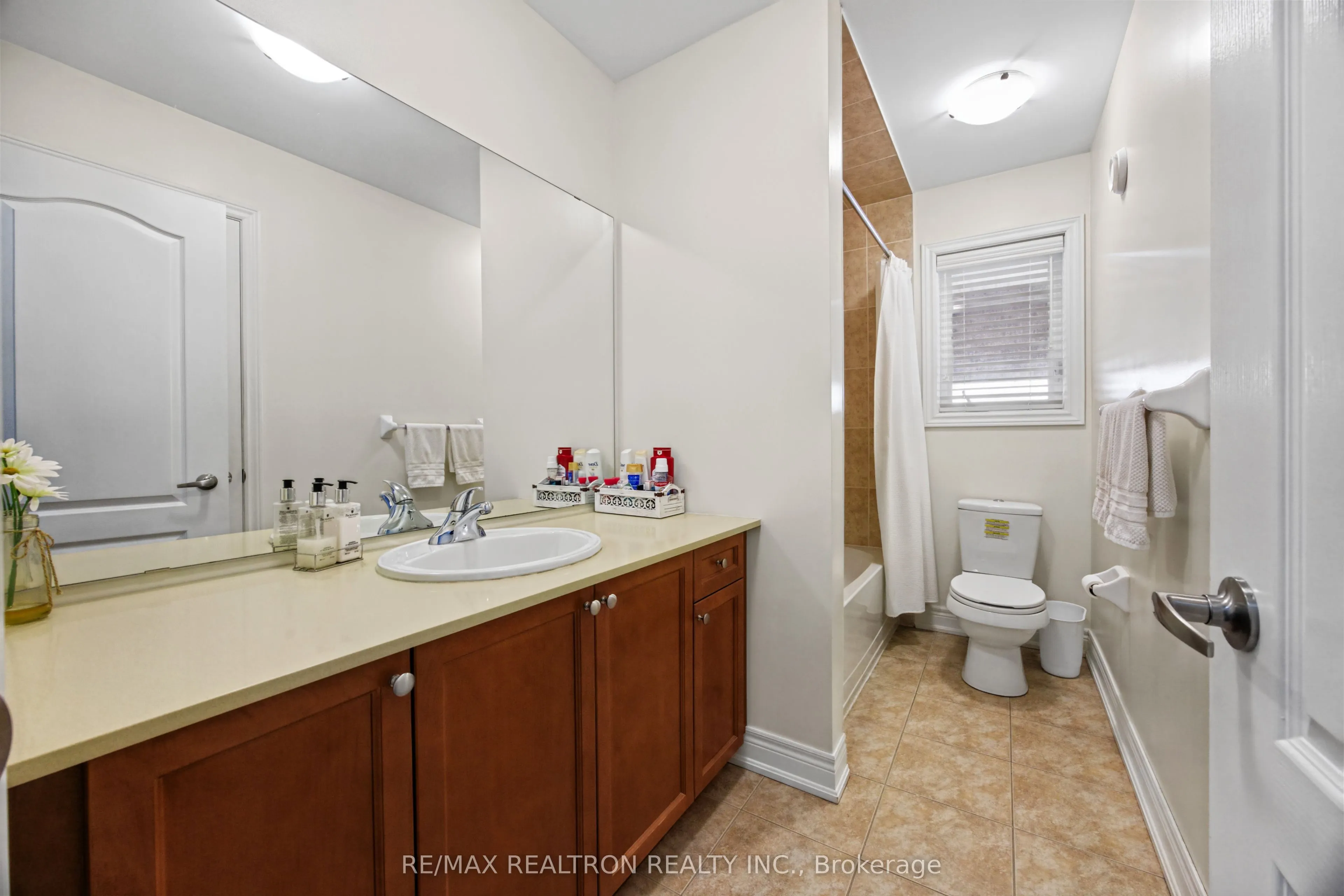1158 Quaker Trail