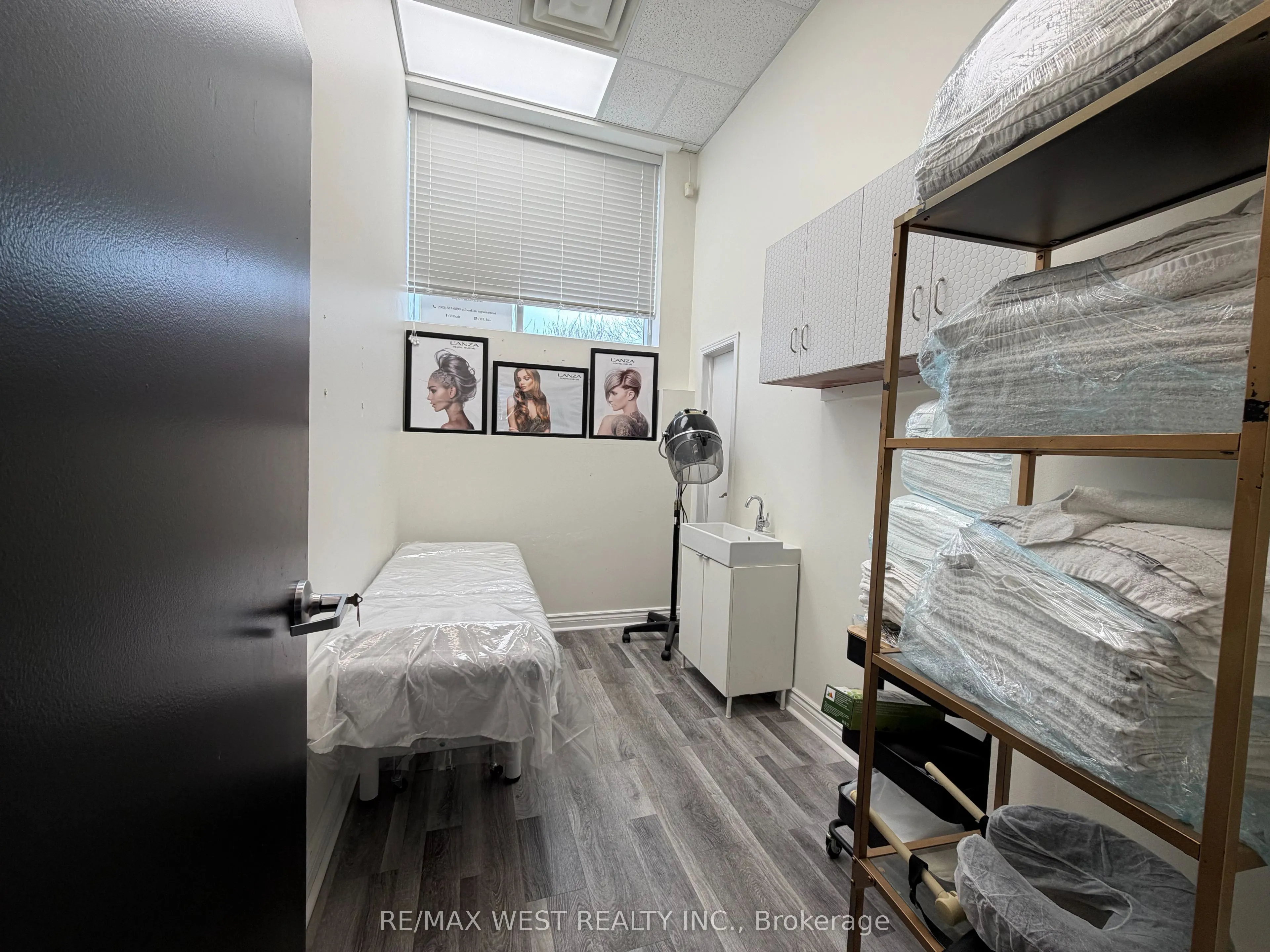 8707 Dufferin Street #6